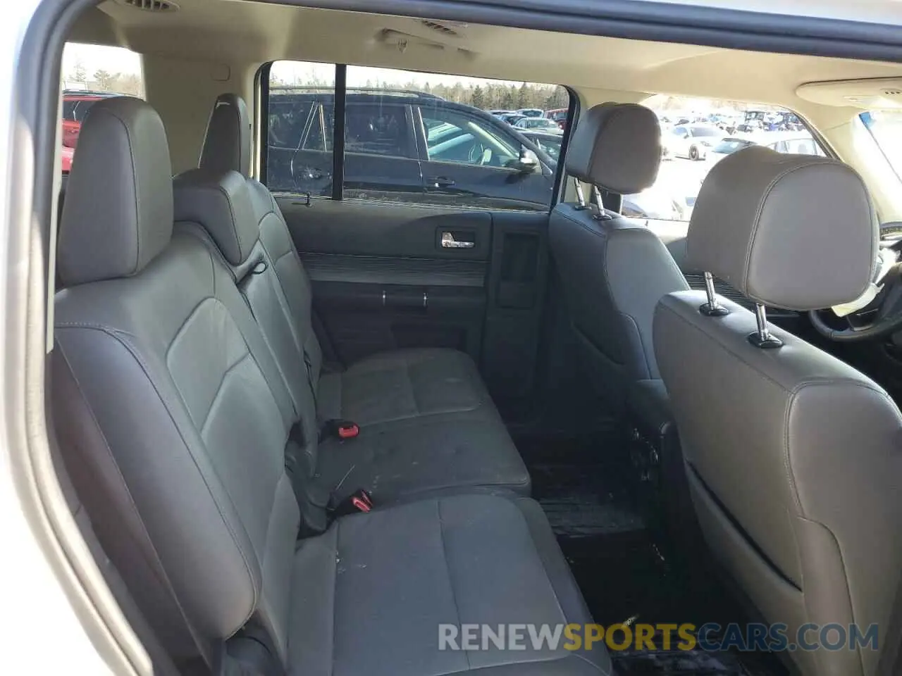 11 Фотография поврежденного автомобиля 2FMHK6D84KBA03383 FORD FLEX 2019