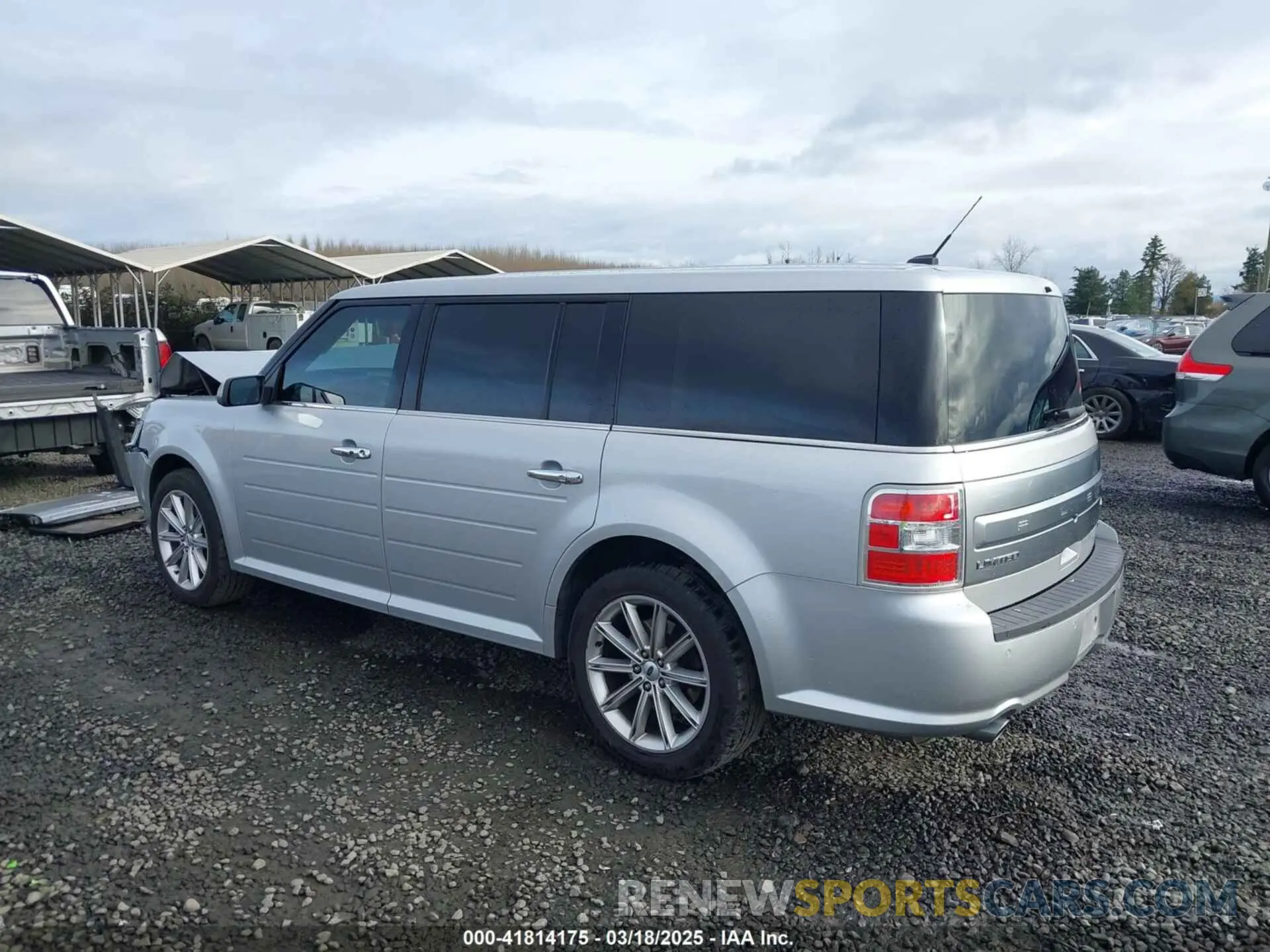 3 Photograph of a damaged car 2FMHK6D84KBA22466 FORD FLEX 2019