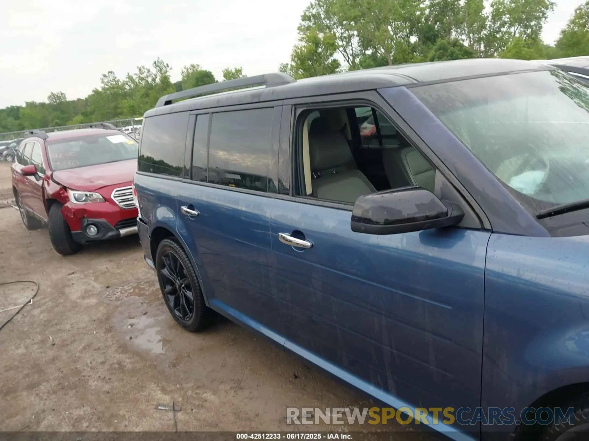 13 Photograph of a damaged car 2FMHK6DT4KBA25128 FORD FLEX 2019