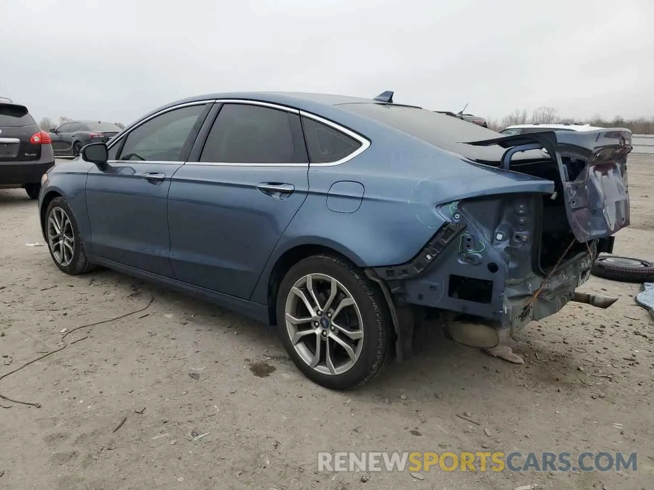 2 Фотография поврежденного автомобиля 3FA6P0CD1KR213830 FORD FUSION 2019