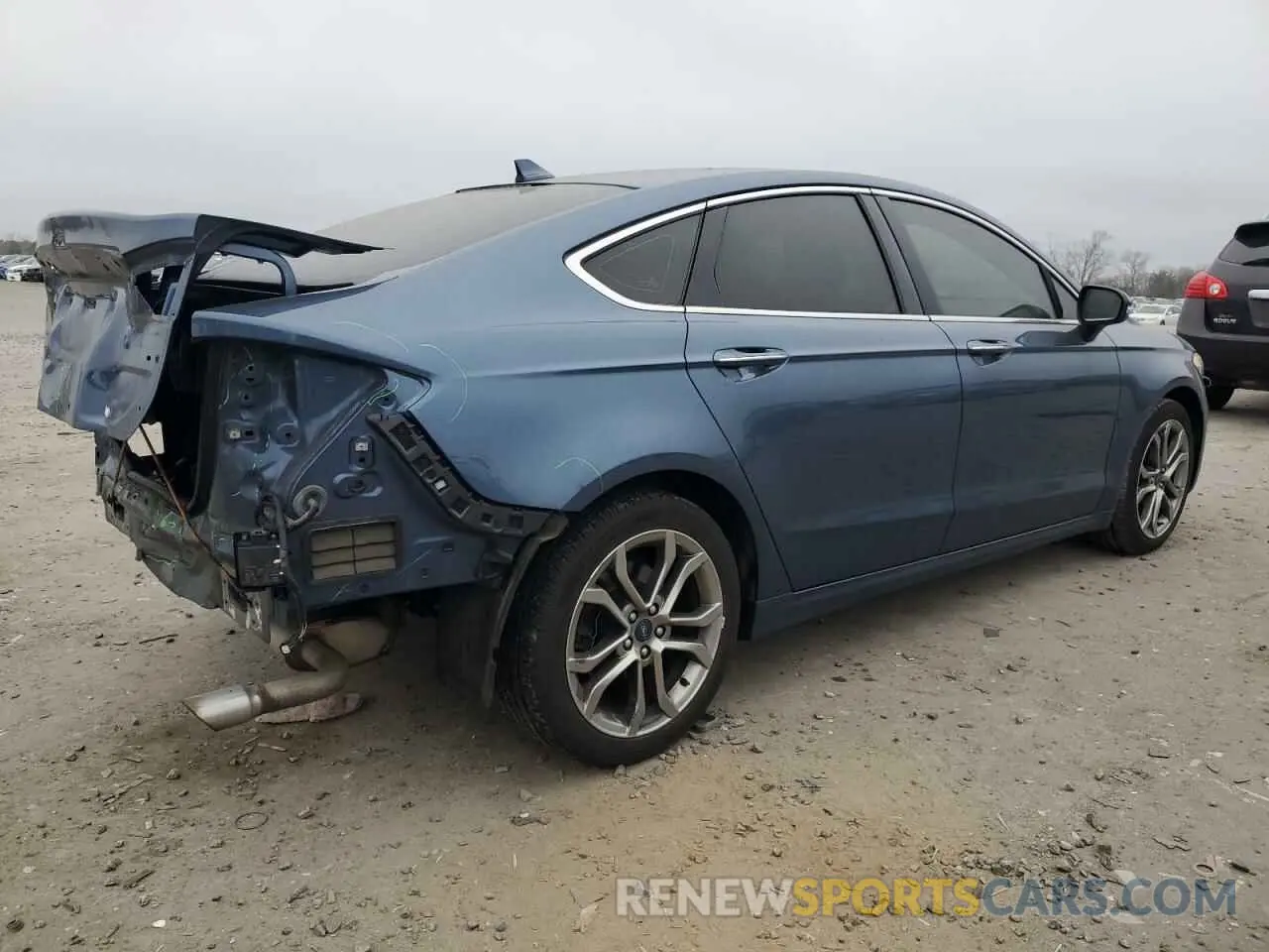 3 Фотография поврежденного автомобиля 3FA6P0CD1KR213830 FORD FUSION 2019