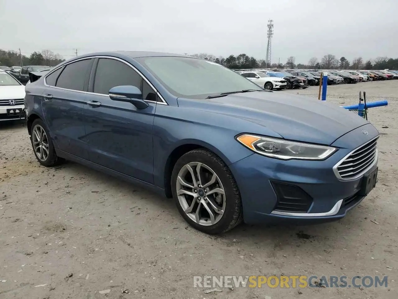 4 Фотография поврежденного автомобиля 3FA6P0CD1KR213830 FORD FUSION 2019