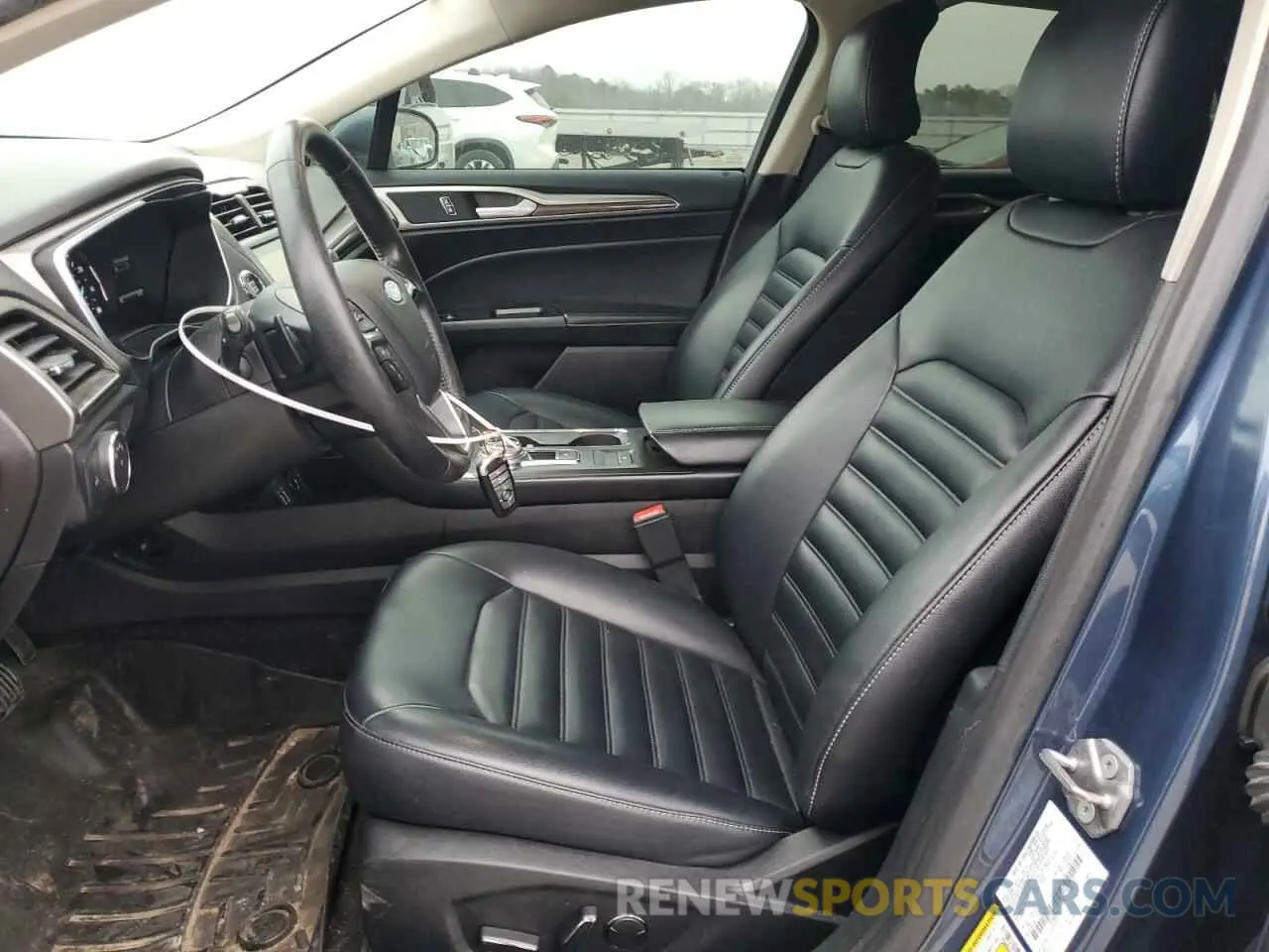 7 Фотография поврежденного автомобиля 3FA6P0CD1KR213830 FORD FUSION 2019