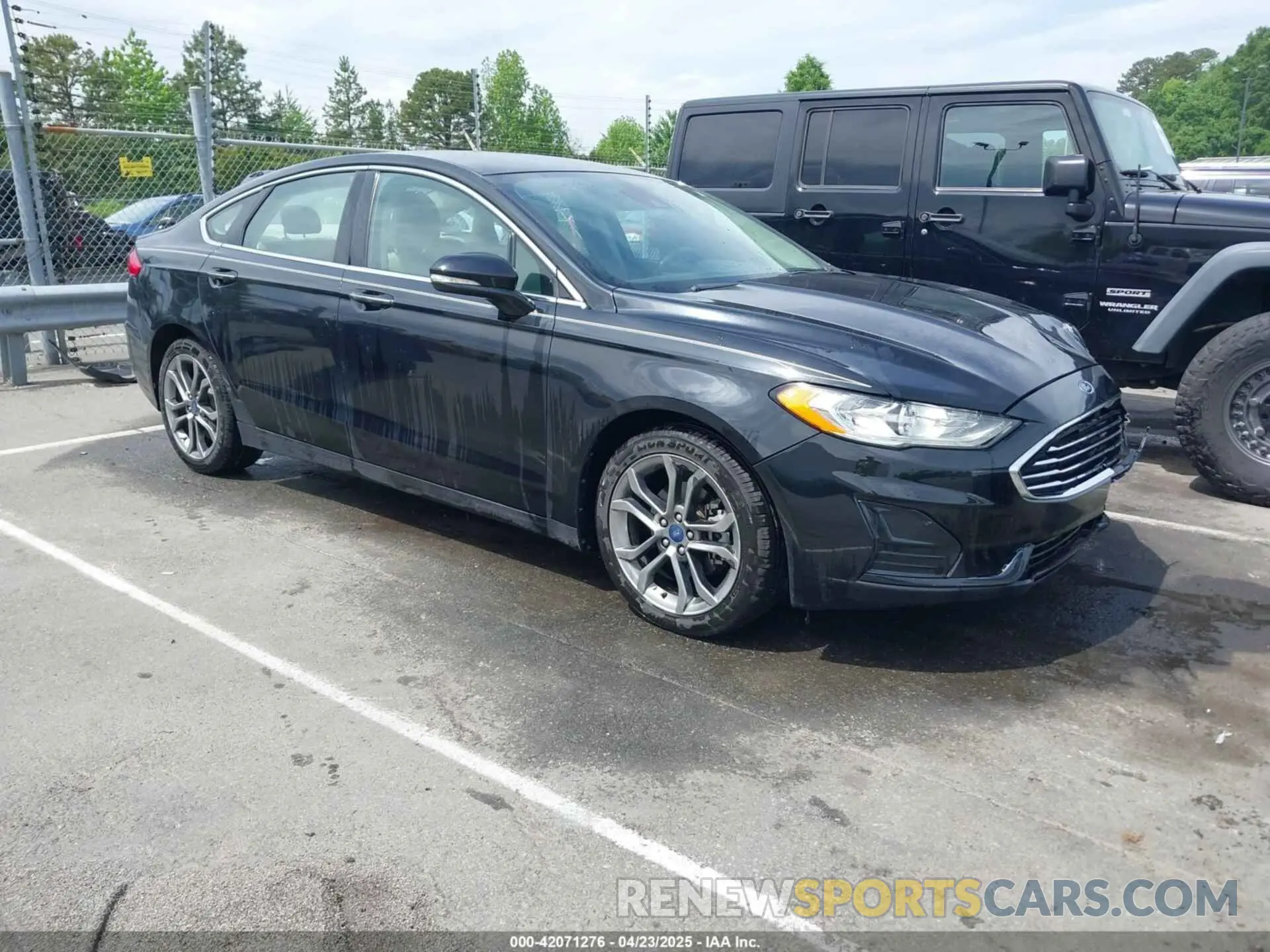 1 Photograph of a damaged car 3FA6P0CD1KR269590 FORD FUSION 2019