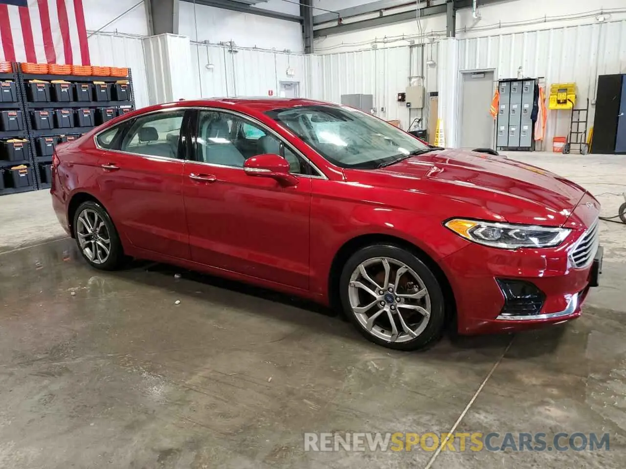 4 Фотография поврежденного автомобиля 3FA6P0CD2KR133517 FORD FUSION 2019