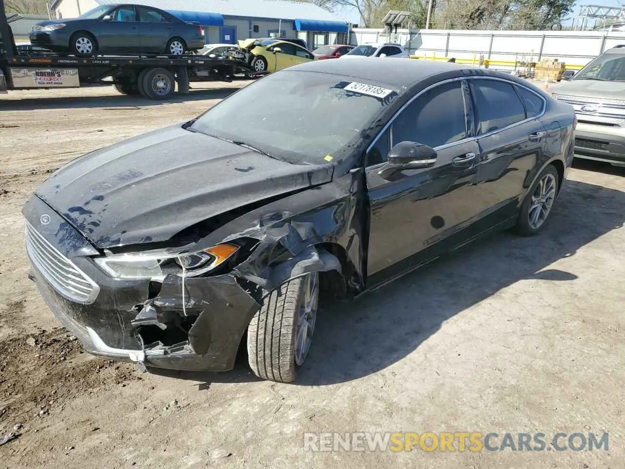 1 Photograph of a damaged car 3FA6P0CD2KR133775 FORD FUSION 2019