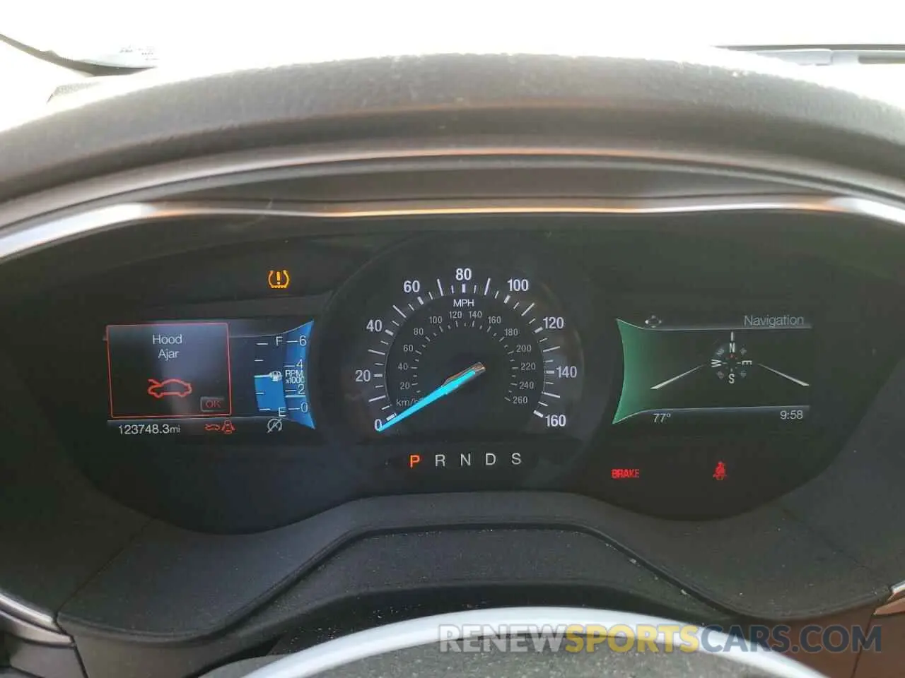 9 Photograph of a damaged car 3FA6P0CD2KR133775 FORD FUSION 2019