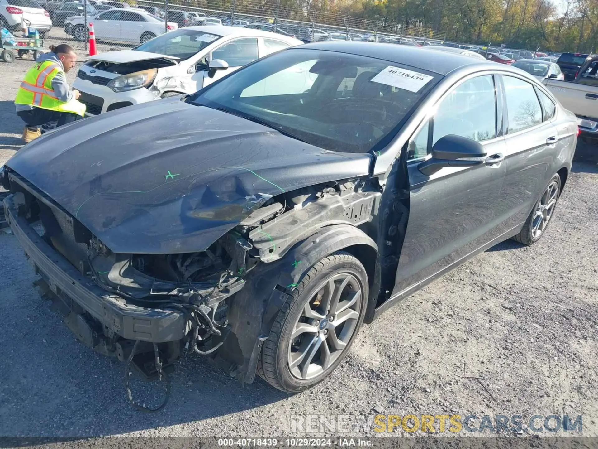 2 Photograph of a damaged car 3FA6P0CD2KR145389 FORD FUSION 2019