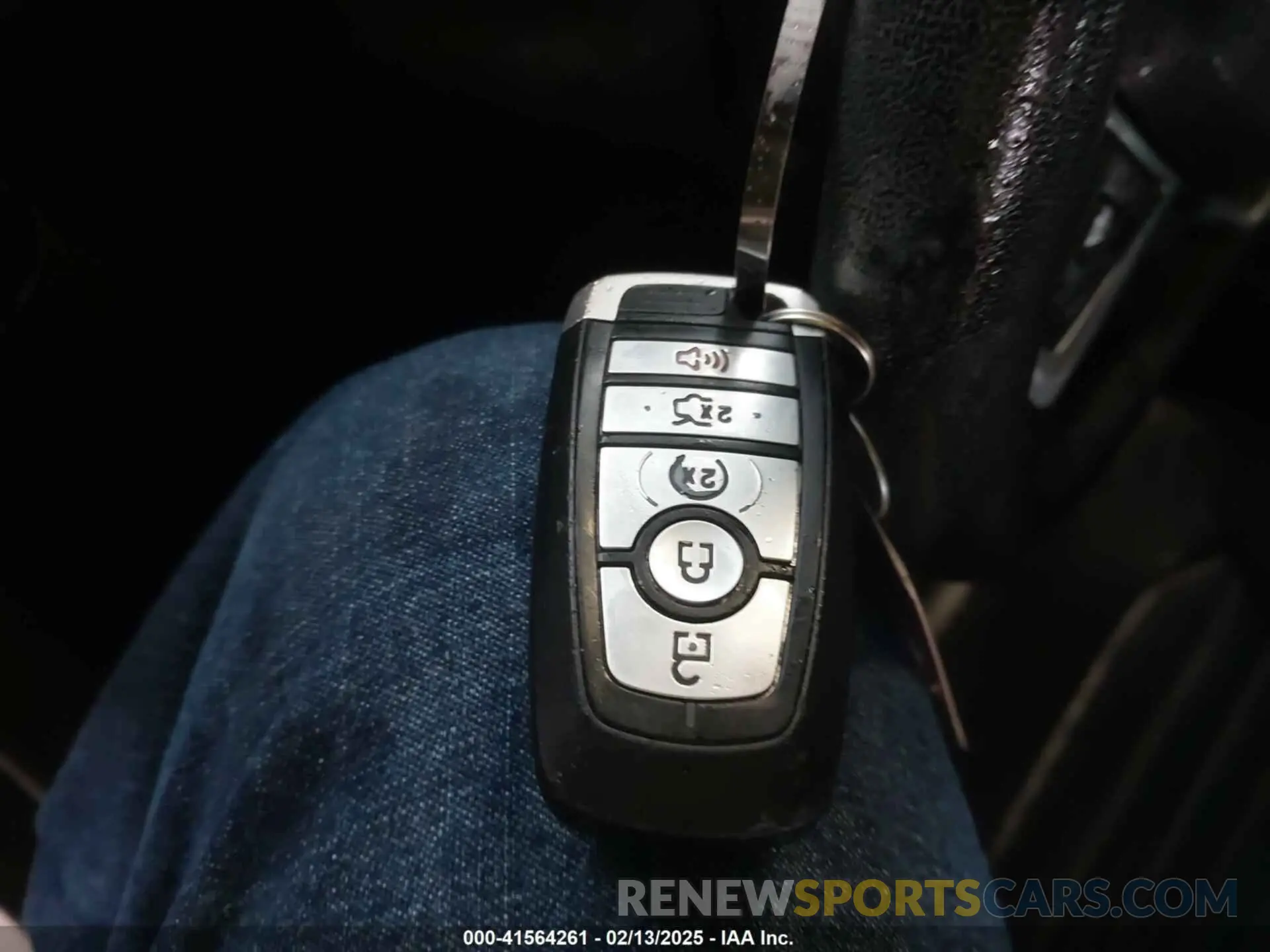 11 Photograph of a damaged car 3FA6P0CD2KR260770 FORD FUSION 2019