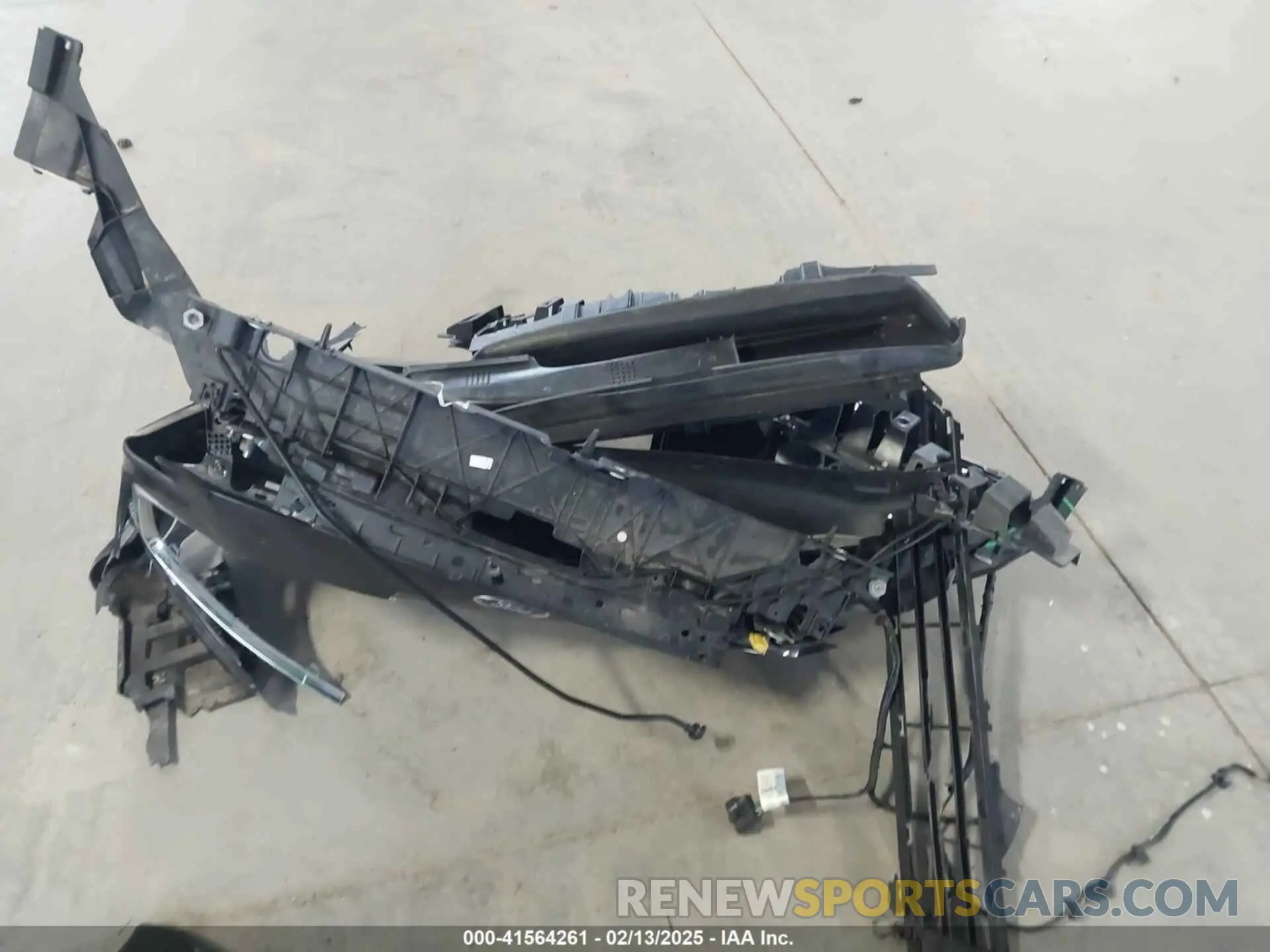 12 Photograph of a damaged car 3FA6P0CD2KR260770 FORD FUSION 2019