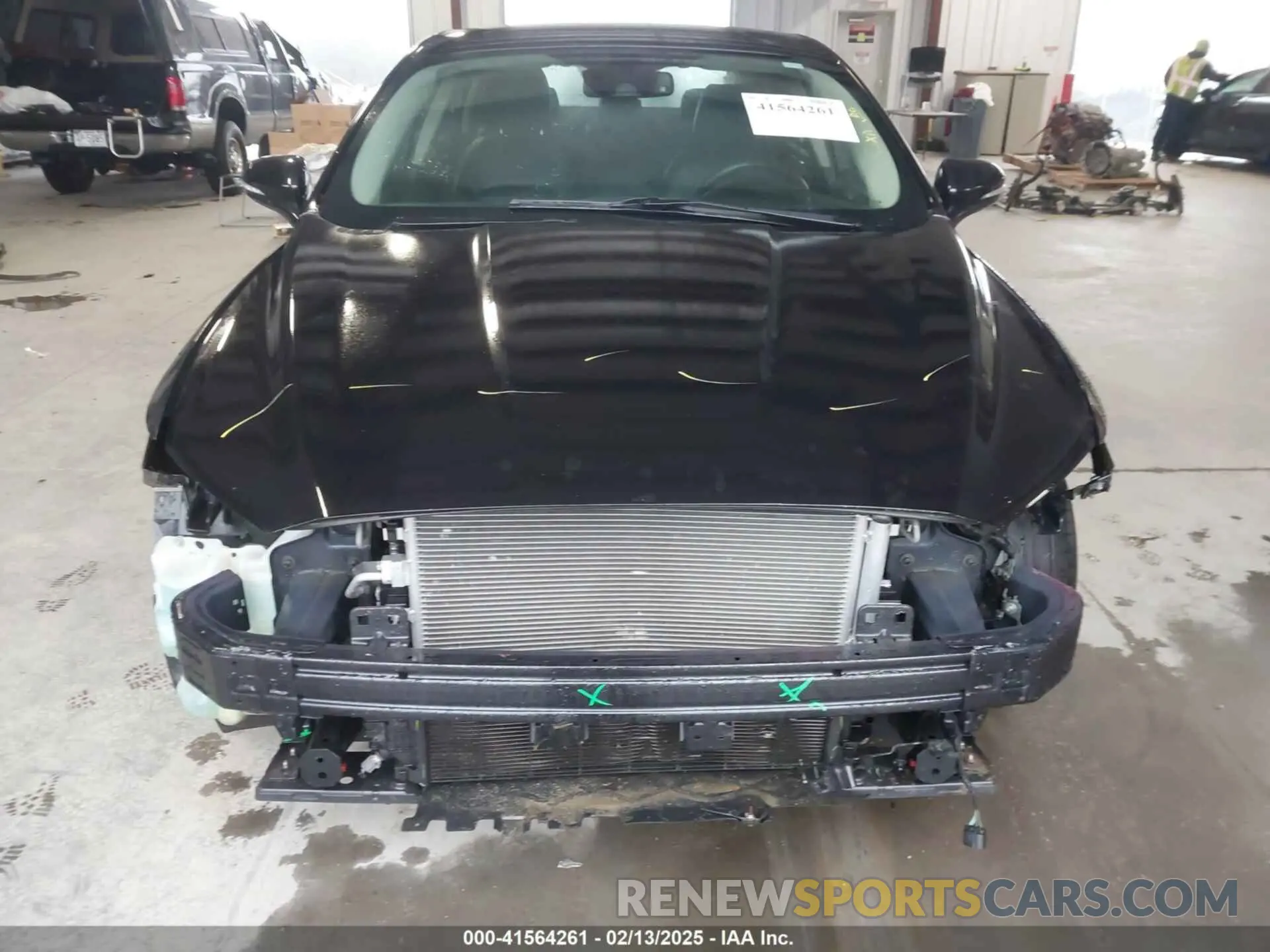 13 Photograph of a damaged car 3FA6P0CD2KR260770 FORD FUSION 2019