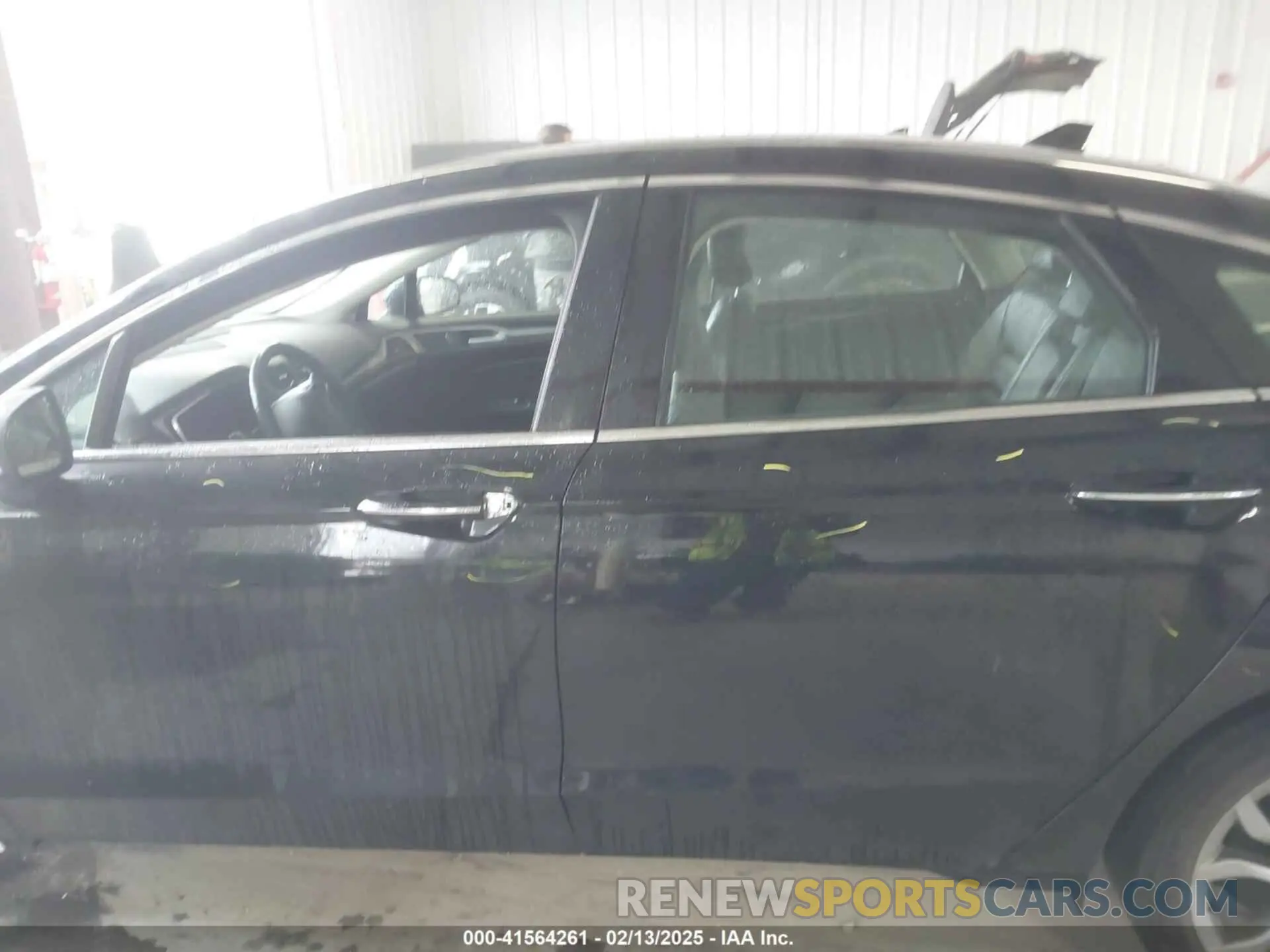 15 Photograph of a damaged car 3FA6P0CD2KR260770 FORD FUSION 2019
