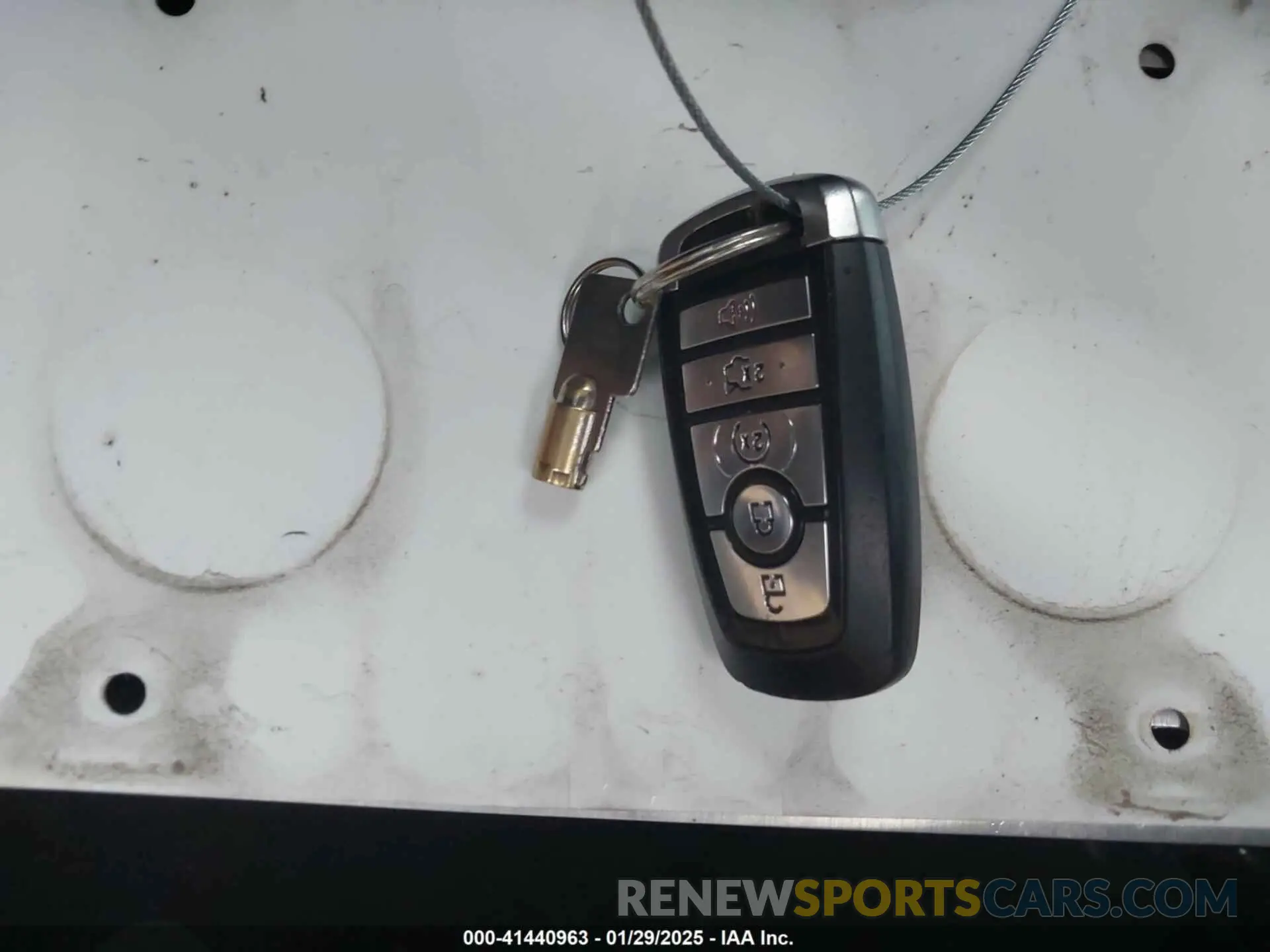 11 Фотография поврежденного автомобиля 3FA6P0CD3KR113566 FORD FUSION 2019