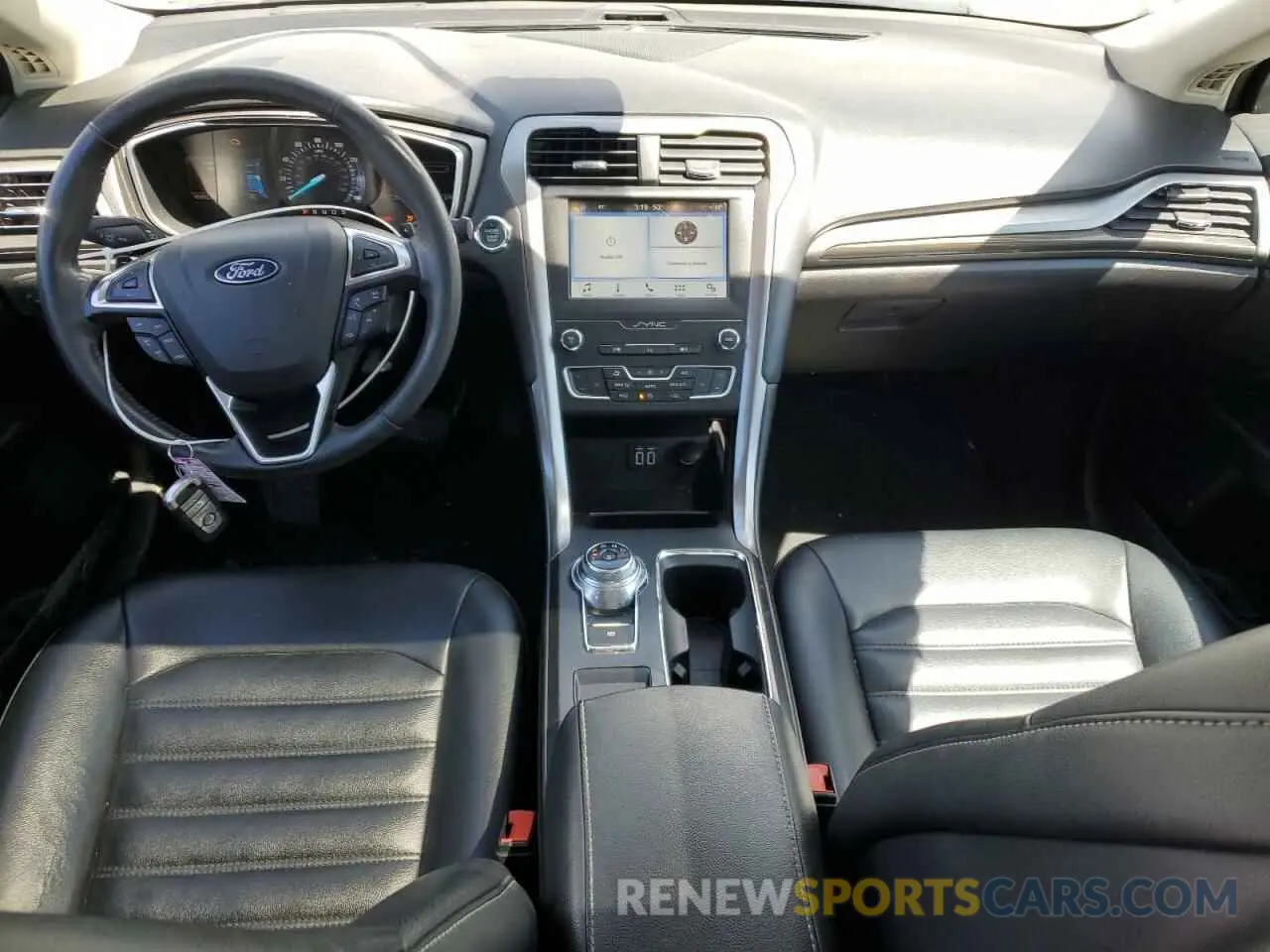 8 Photograph of a damaged car 3FA6P0CD3KR140721 FORD FUSION 2019