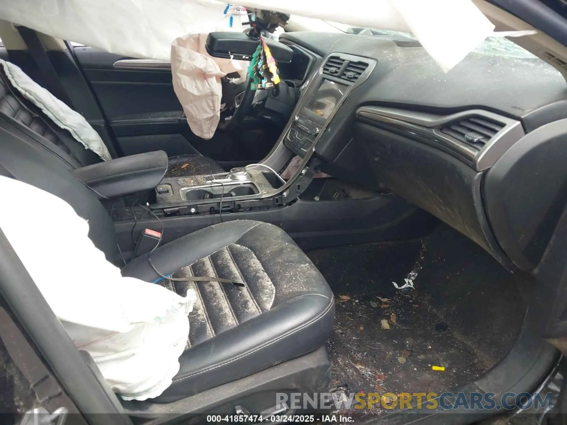 5 Photograph of a damaged car 3FA6P0CD3KR150021 FORD FUSION 2019