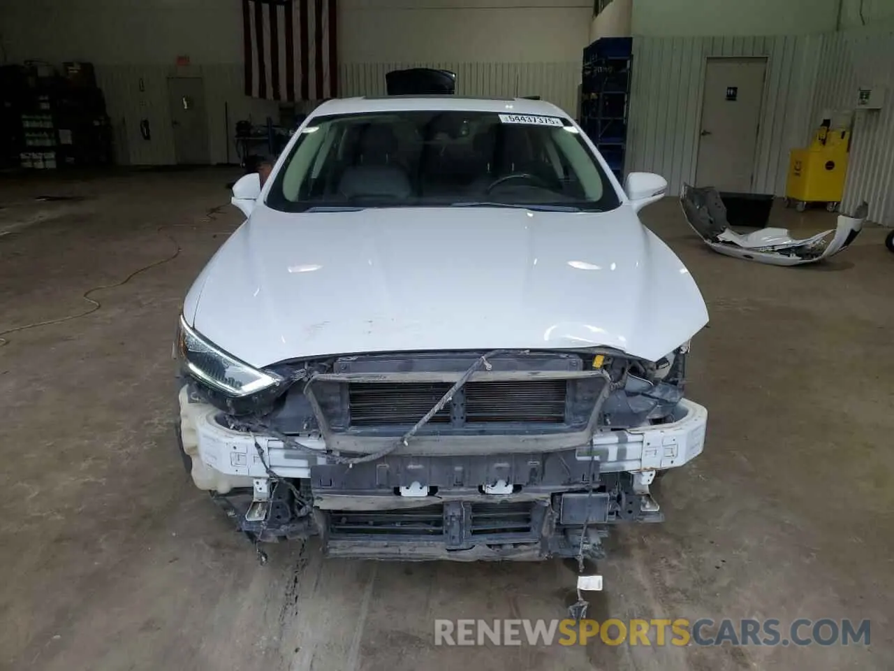 5 Photograph of a damaged car 3FA6P0CD3KR236770 FORD FUSION 2019