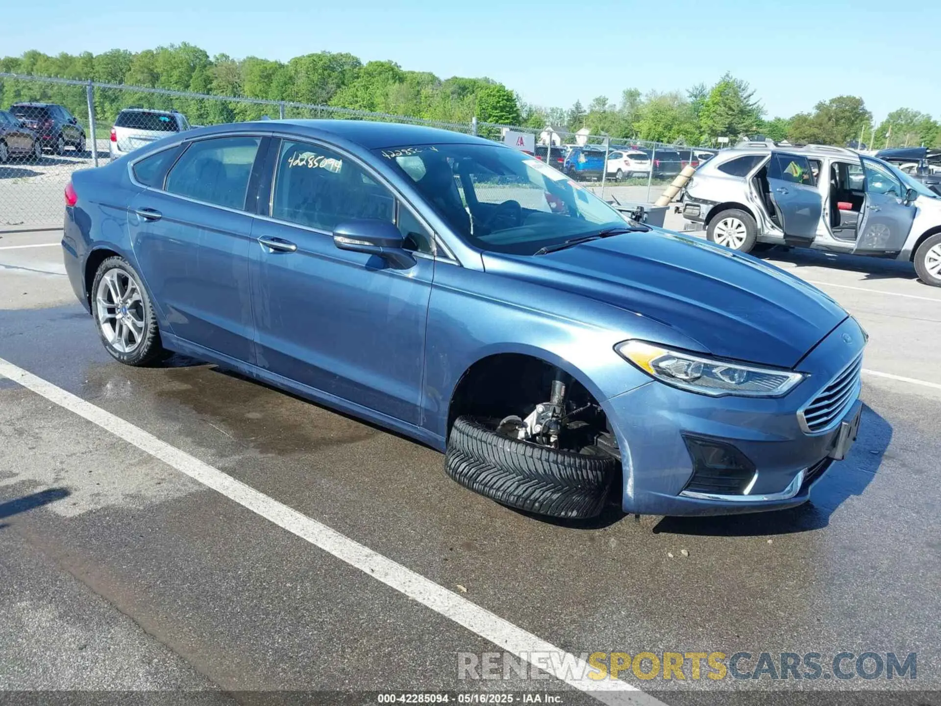 1 Фотография поврежденного автомобиля 3FA6P0CD3KR260227 FORD FUSION 2019