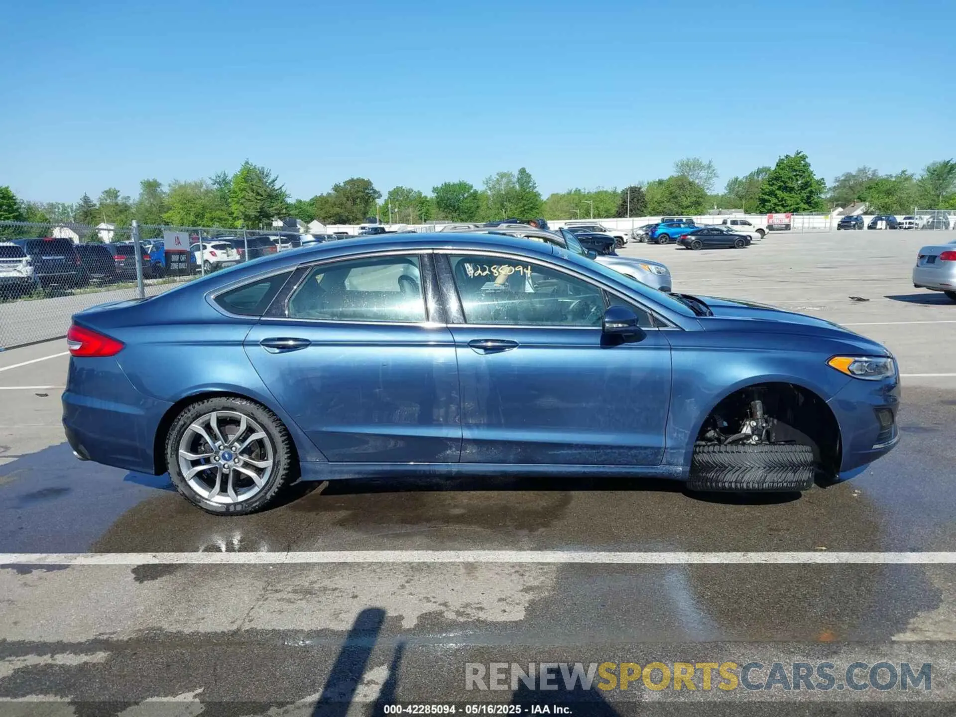 14 Фотография поврежденного автомобиля 3FA6P0CD3KR260227 FORD FUSION 2019