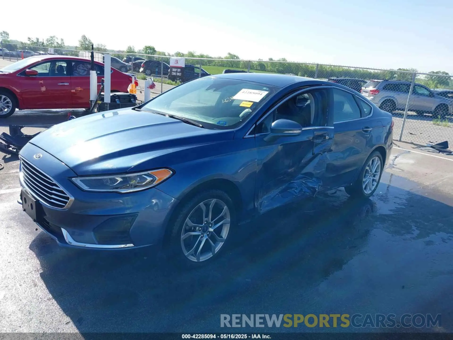 2 Фотография поврежденного автомобиля 3FA6P0CD3KR260227 FORD FUSION 2019