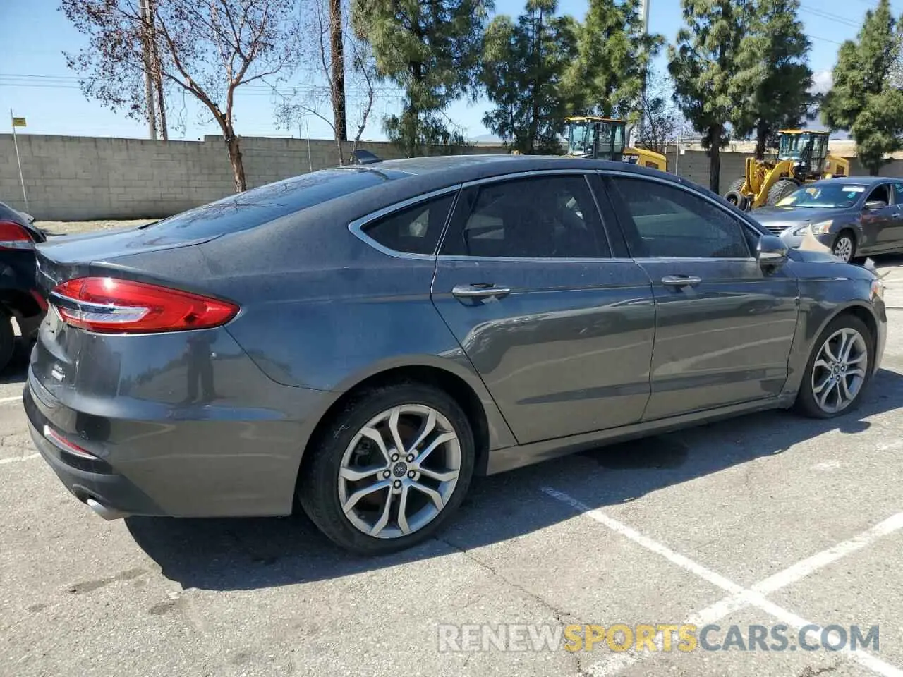 3 Photograph of a damaged car 3FA6P0CD4KR118498 FORD FUSION 2019