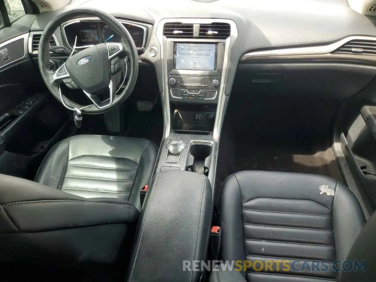 8 Photograph of a damaged car 3FA6P0CD4KR180080 FORD FUSION 2019