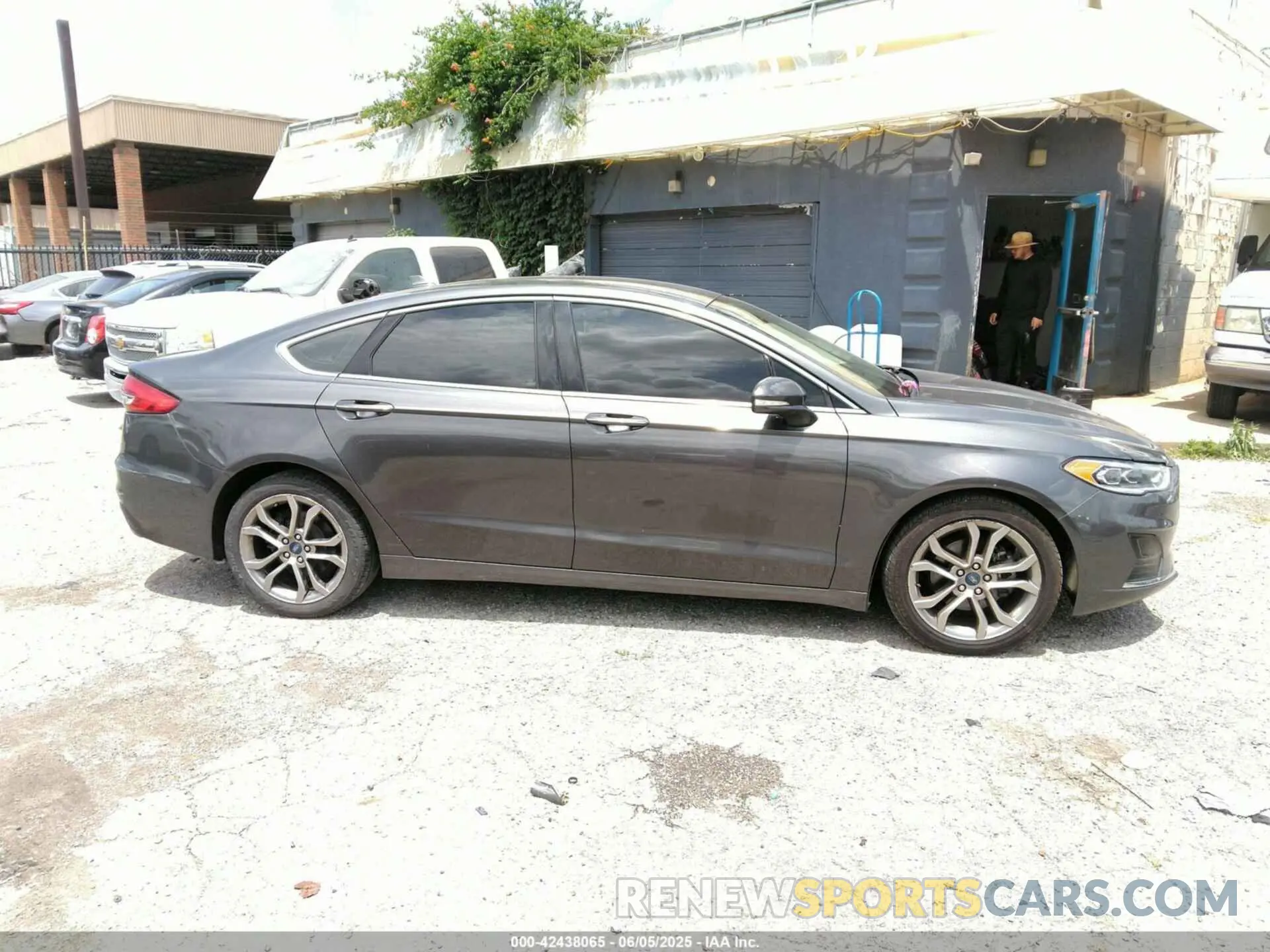 13 Фотография поврежденного автомобиля 3FA6P0CD6KR144746 FORD FUSION 2019