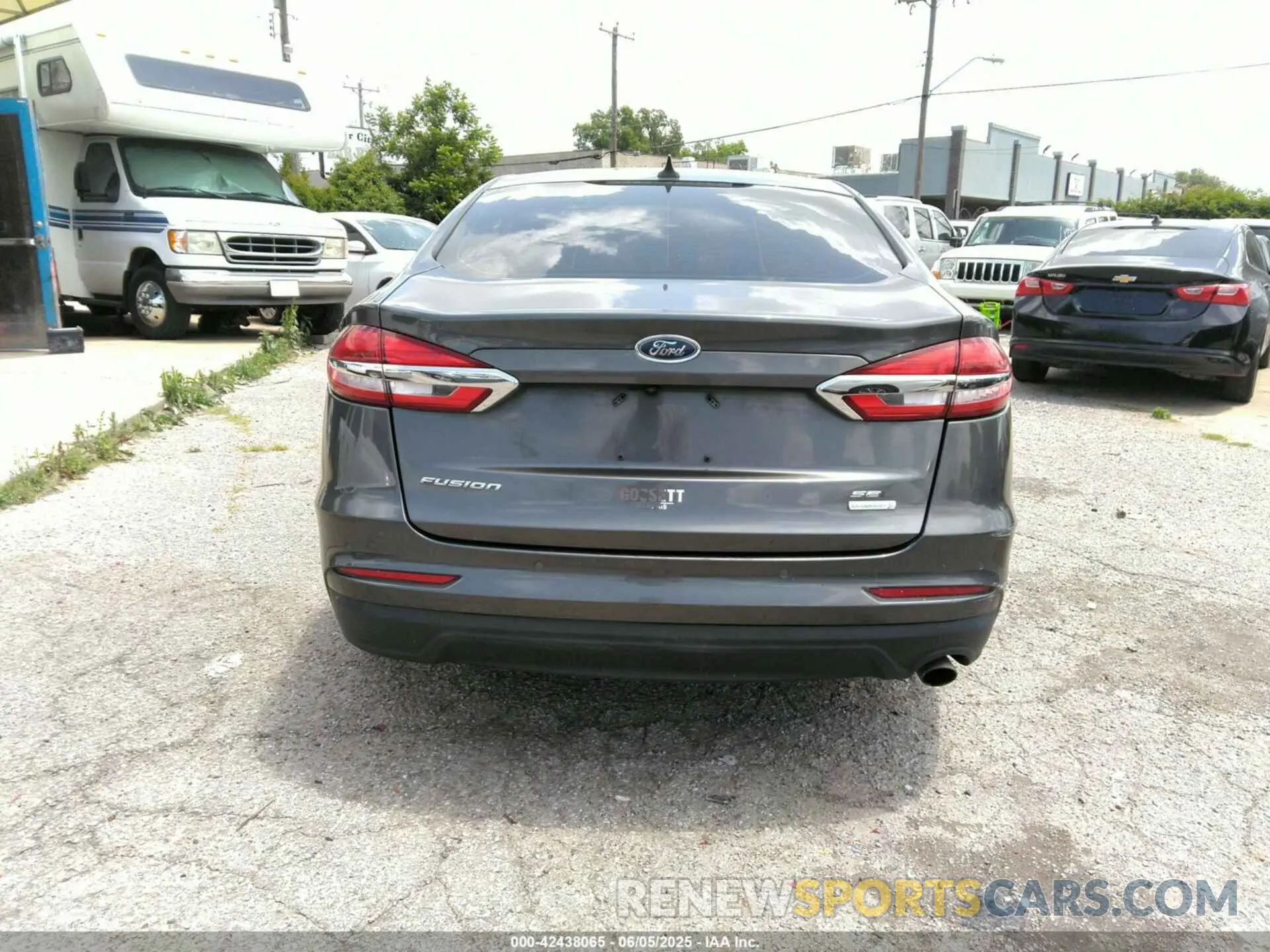16 Фотография поврежденного автомобиля 3FA6P0CD6KR144746 FORD FUSION 2019