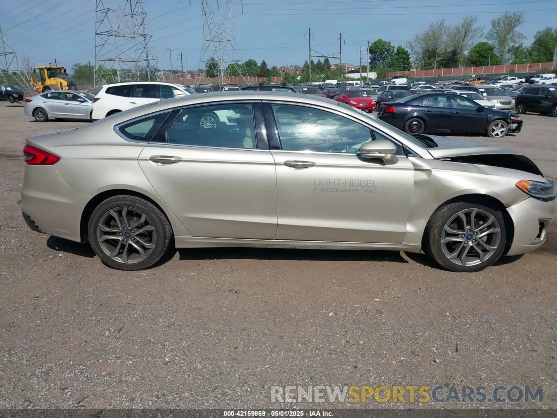 14 Photograph of a damaged car 3FA6P0CD7KR219681 FORD FUSION 2019
