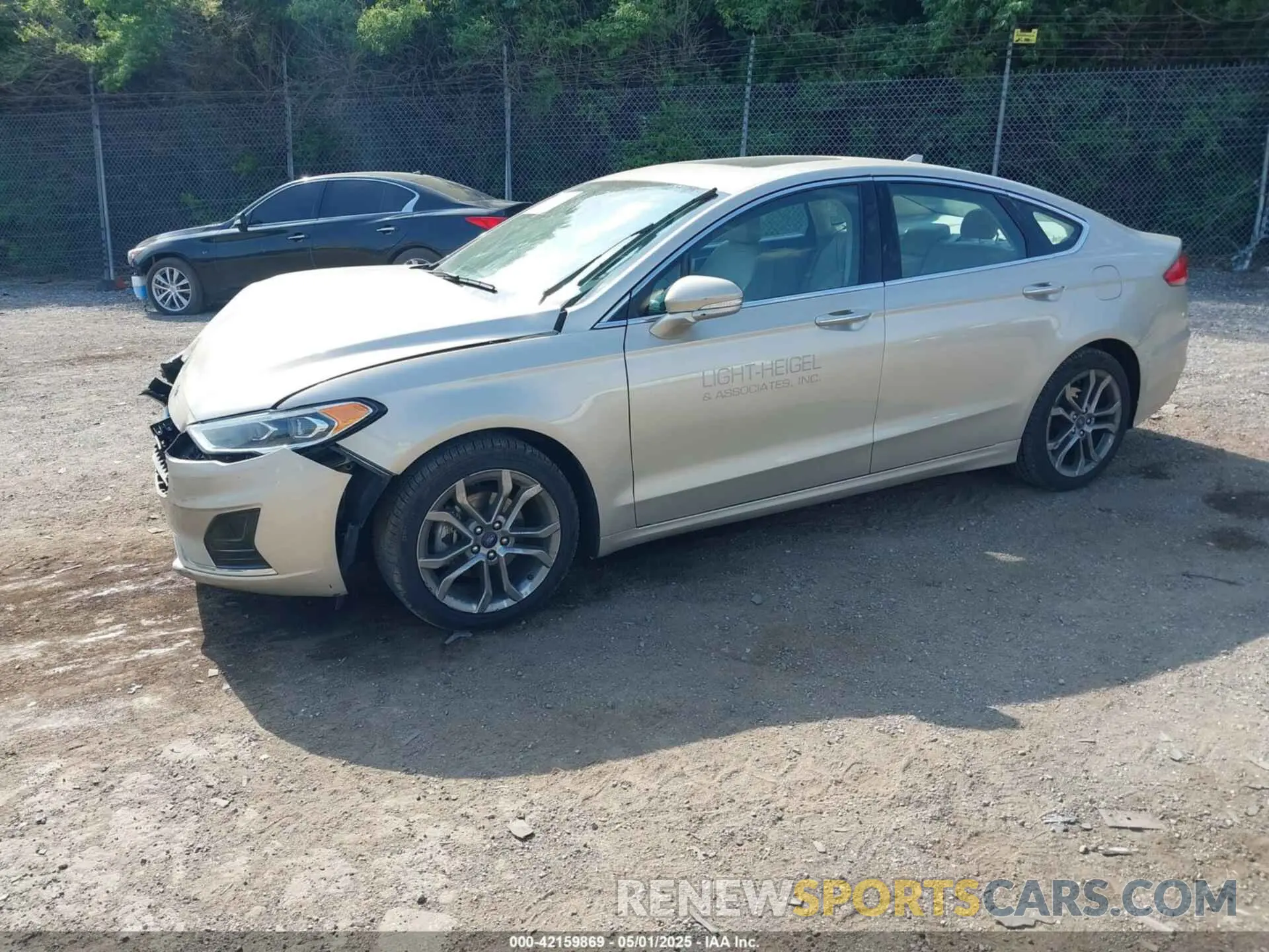 2 Photograph of a damaged car 3FA6P0CD7KR219681 FORD FUSION 2019