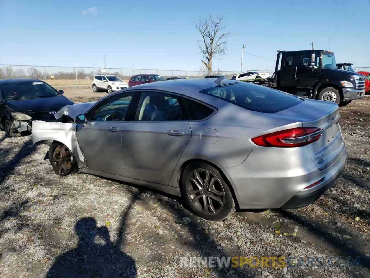 2 Фотография поврежденного автомобиля 3FA6P0CD8KR238434 FORD FUSION 2019