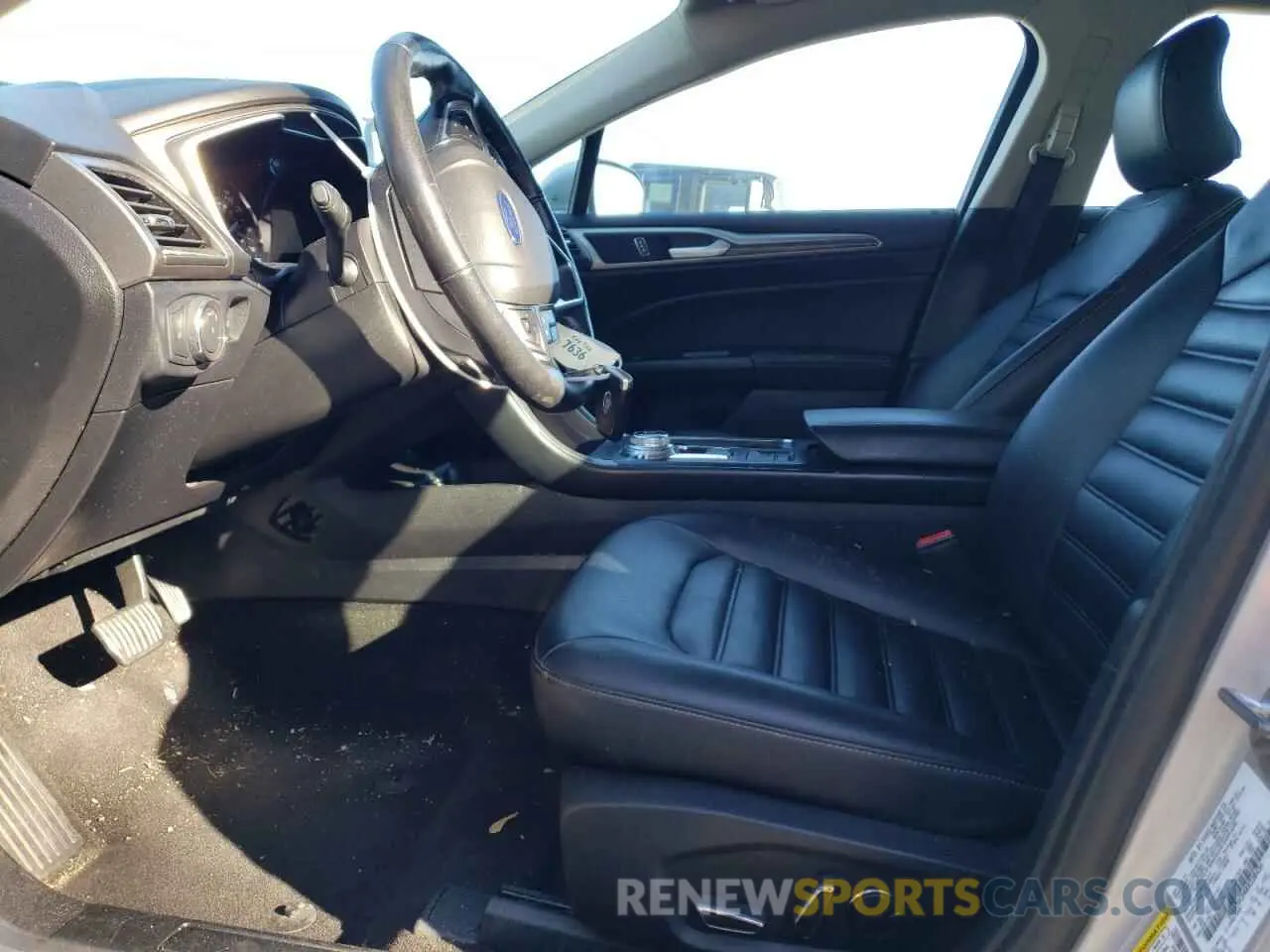 7 Фотография поврежденного автомобиля 3FA6P0CD8KR238434 FORD FUSION 2019