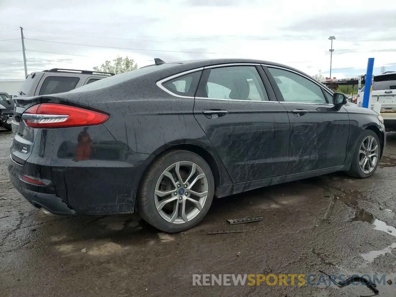 3 Photograph of a damaged car 3FA6P0CD8KR253144 FORD FUSION 2019