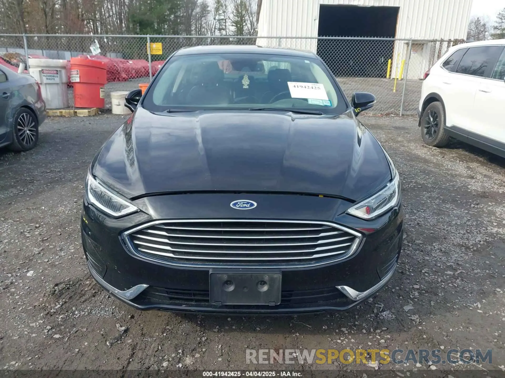 12 Фотография поврежденного автомобиля 3FA6P0CD8KR265181 FORD FUSION 2019