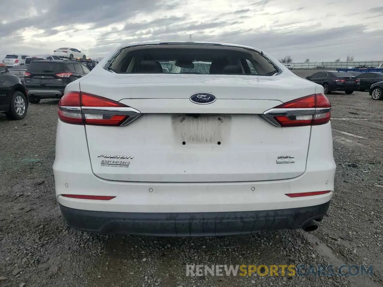 6 Фотография поврежденного автомобиля 3FA6P0CD9KR260460 FORD FUSION 2019
