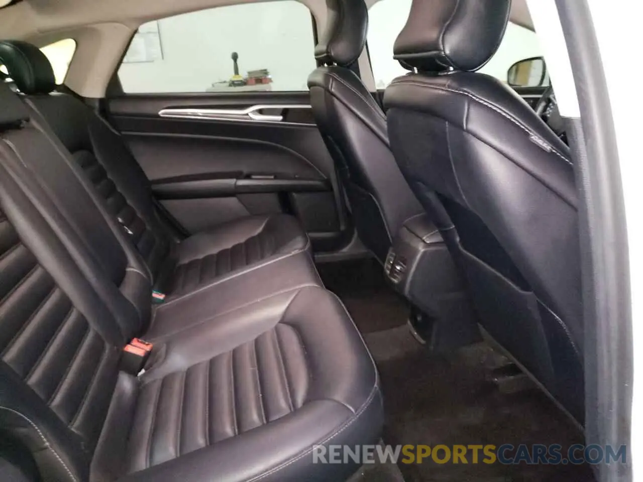 10 Фотография поврежденного автомобиля 3FA6P0CDXKR118649 FORD FUSION 2019