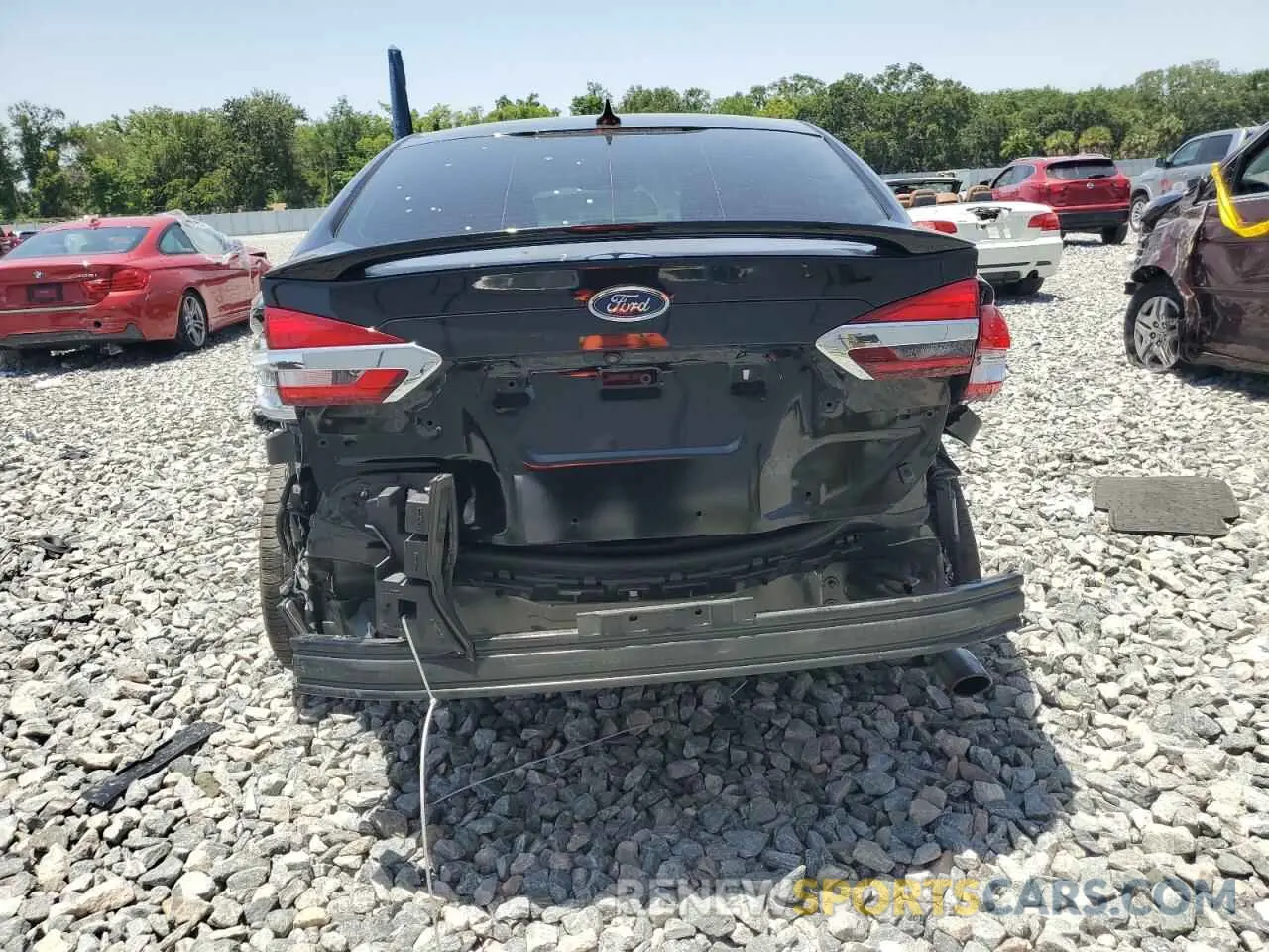 6 Photograph of a damaged car 3FA6P0CDXKR162232 FORD FUSION 2019