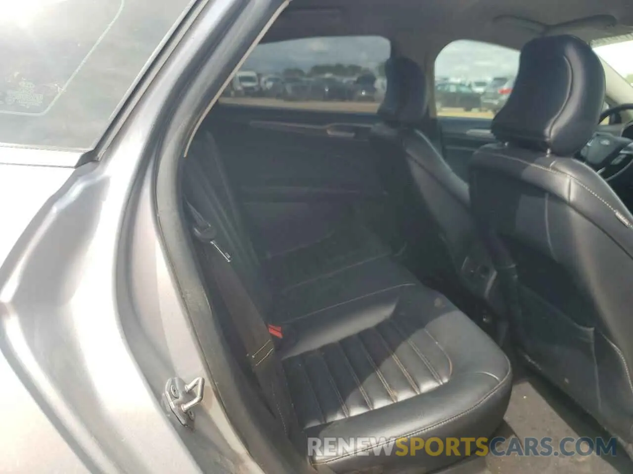 10 Фотография поврежденного автомобиля 3FA6P0CDXKR237852 FORD FUSION 2019