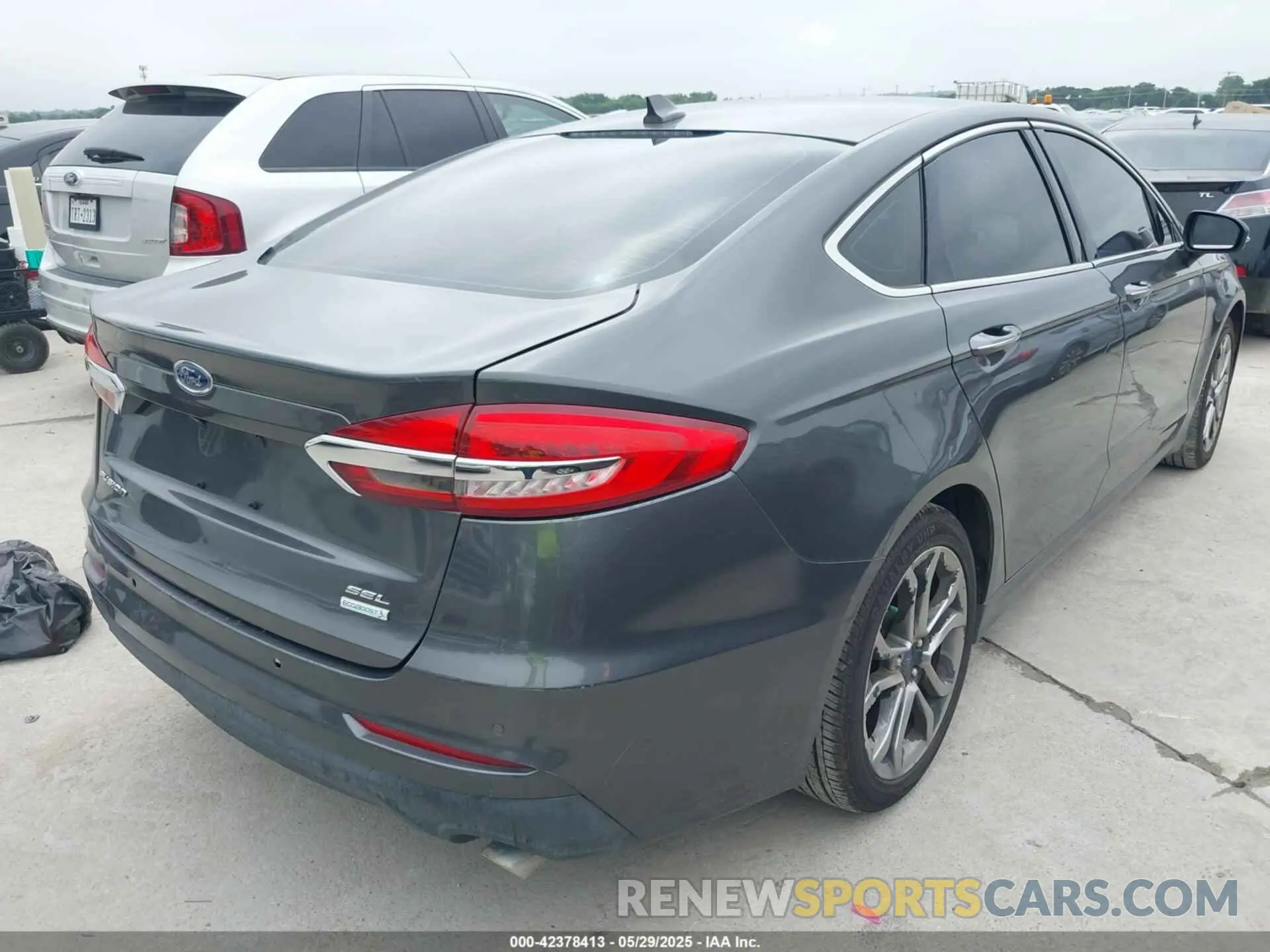 4 Фотография поврежденного автомобиля 3FA6P0CDXKR260550 FORD FUSION 2019