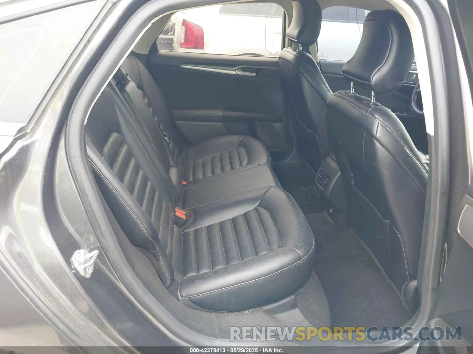 8 Фотография поврежденного автомобиля 3FA6P0CDXKR260550 FORD FUSION 2019