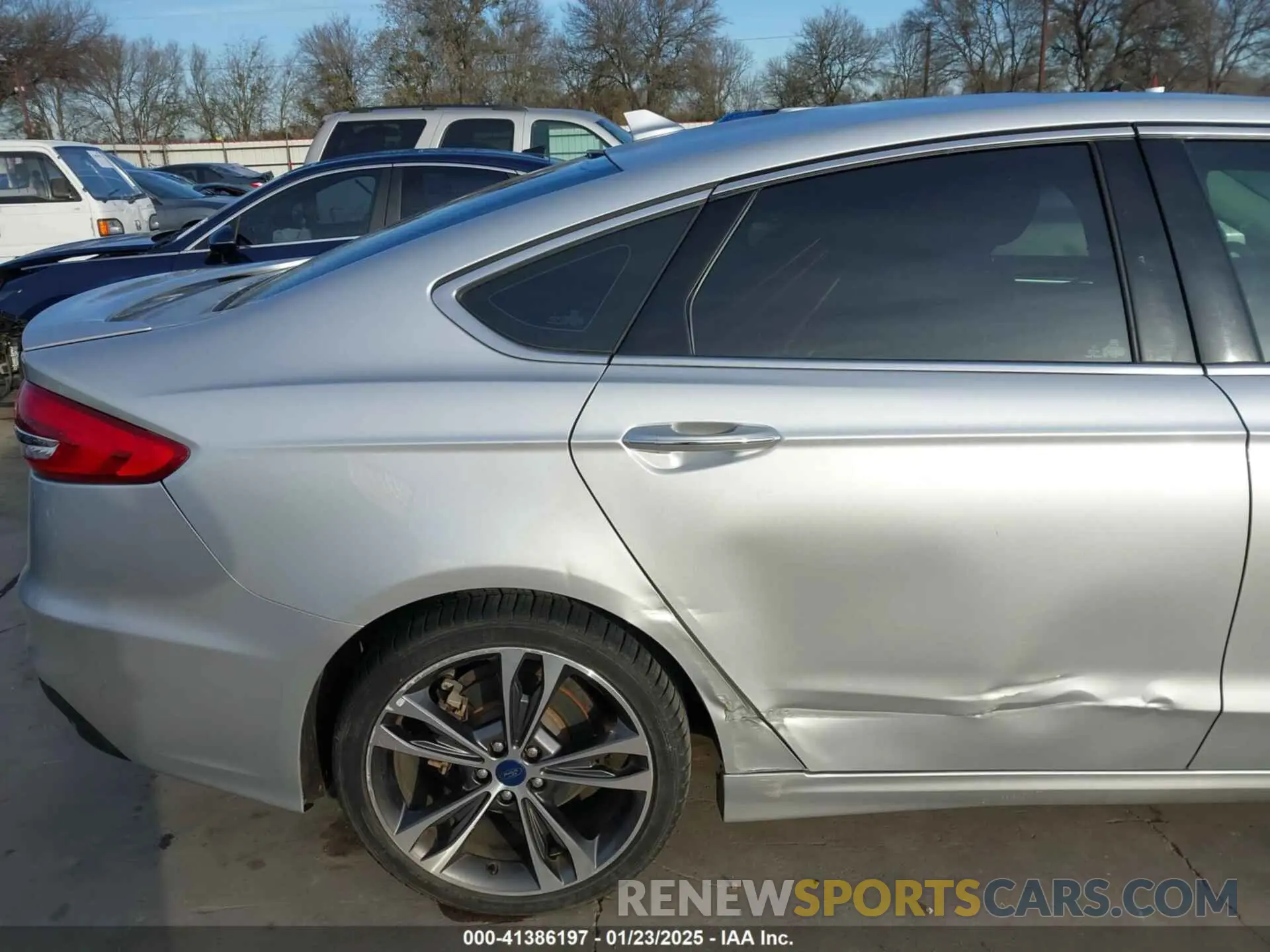 20 Фотография поврежденного автомобиля 3FA6P0D90KR225638 FORD FUSION 2019