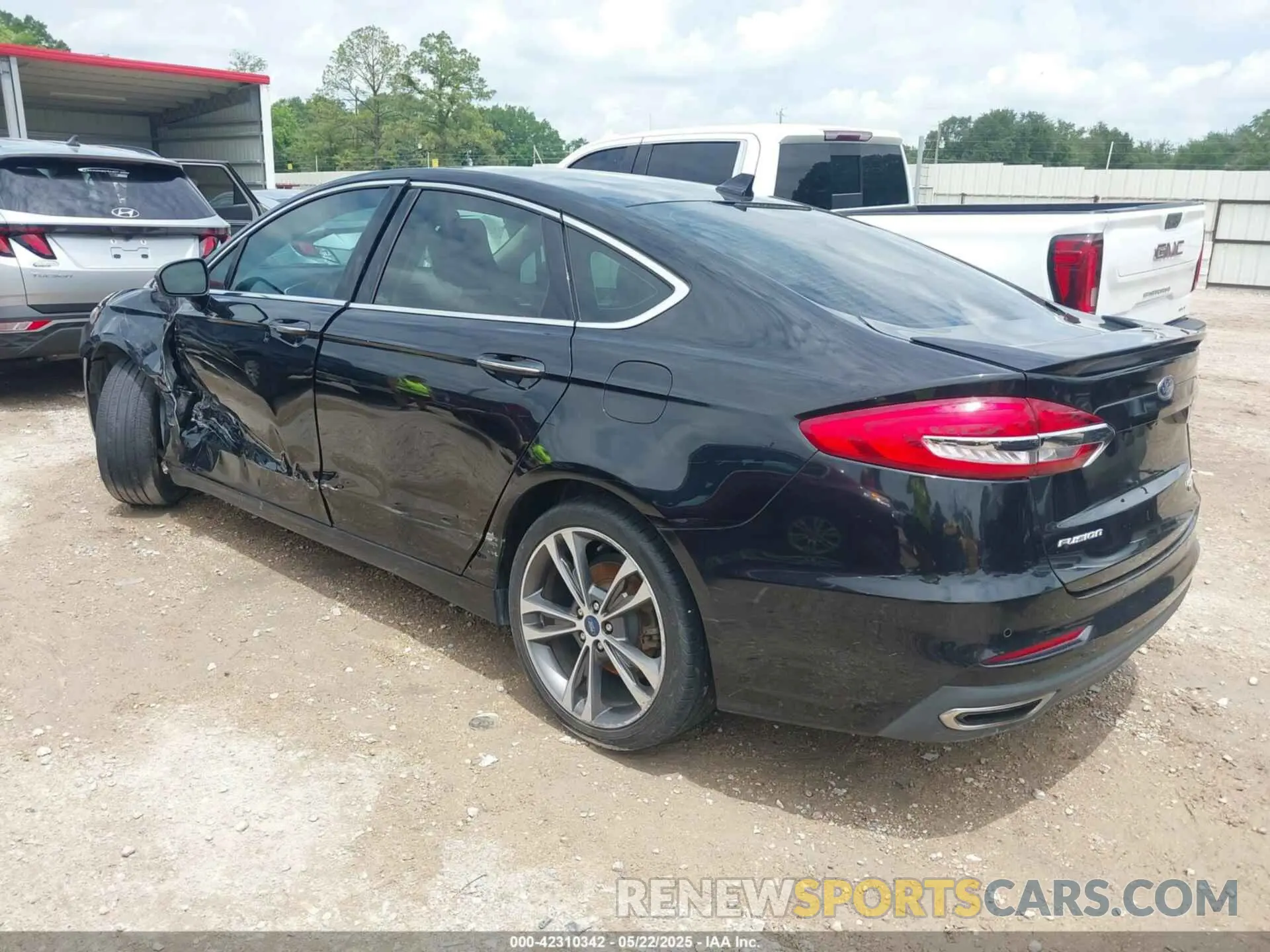 3 Photograph of a damaged car 3FA6P0D93KR184342 FORD FUSION 2019