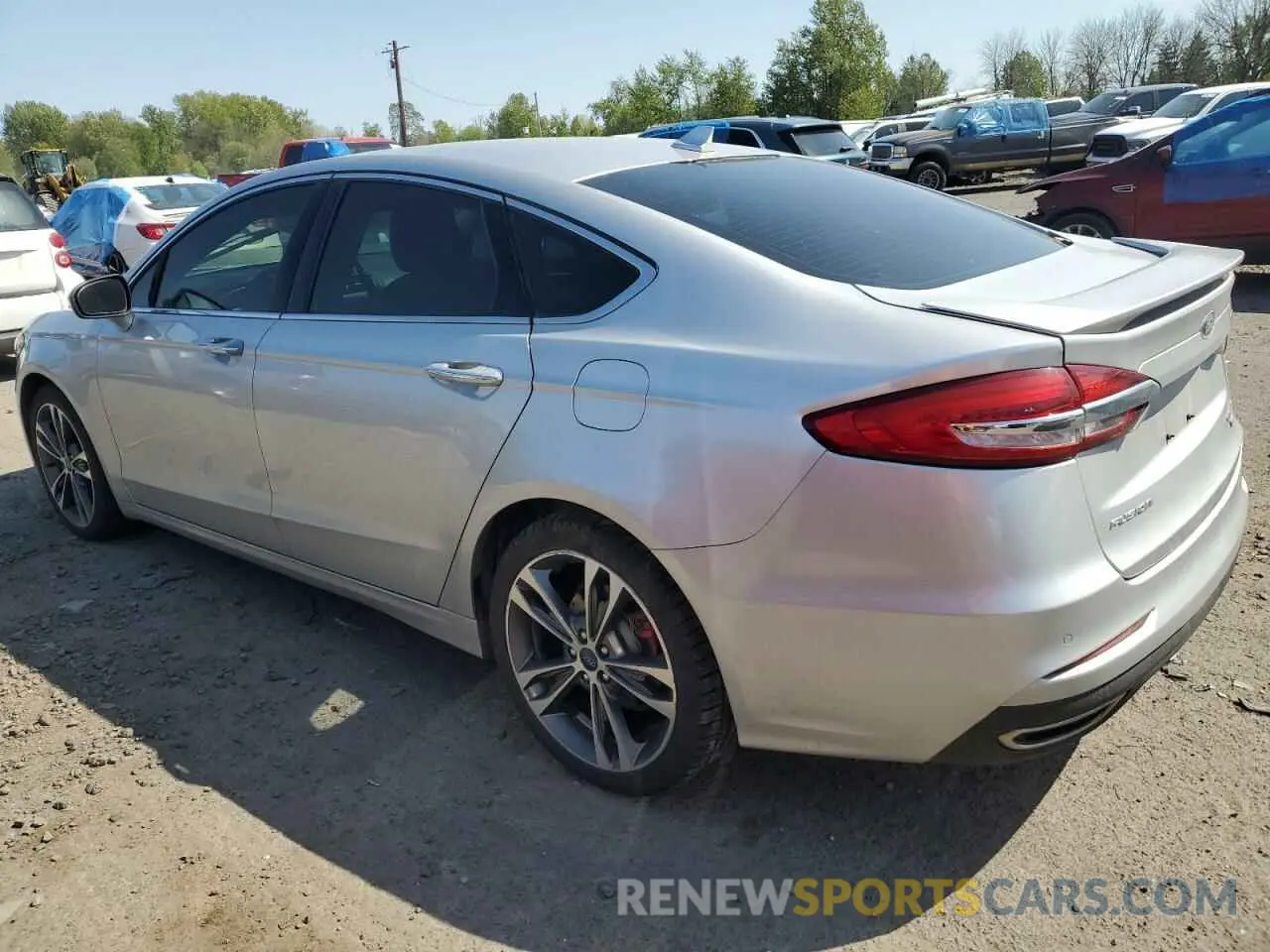 2 Фотография поврежденного автомобиля 3FA6P0D93KR205125 FORD FUSION 2019