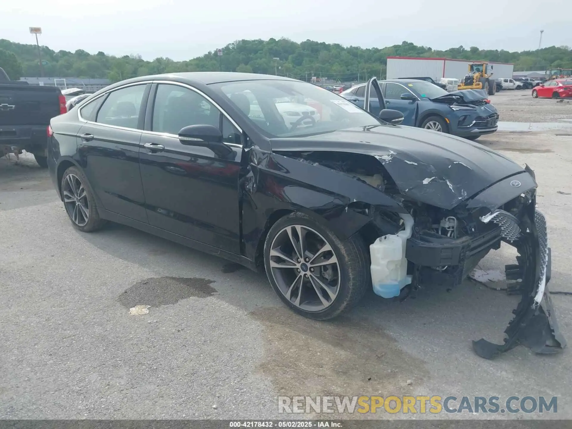 1 Photograph of a damaged car 3FA6P0D93KR221552 FORD FUSION 2019