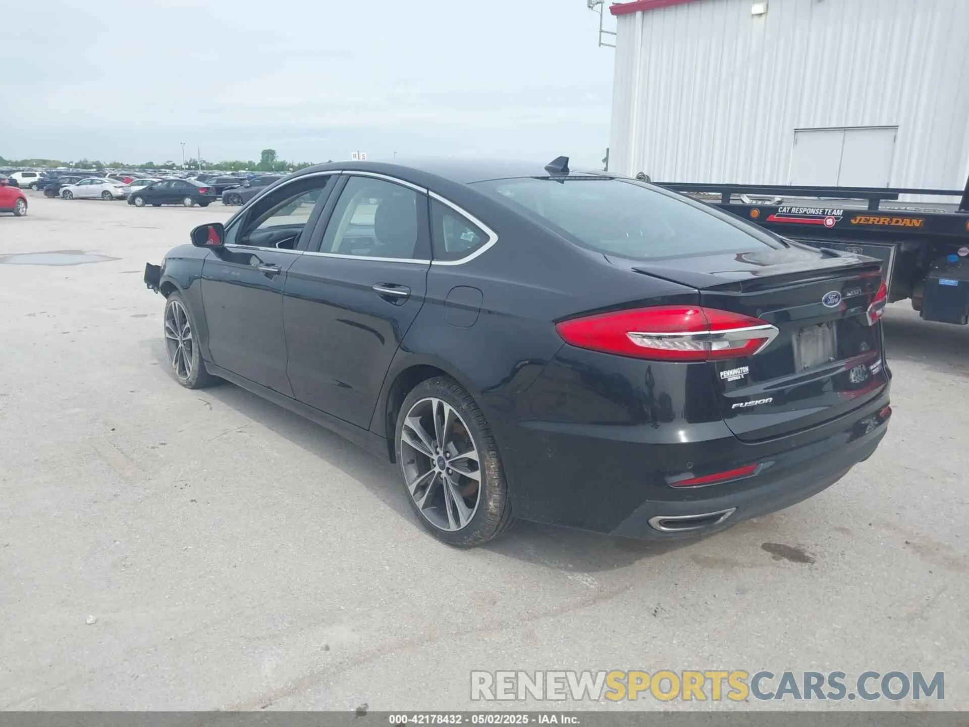 3 Photograph of a damaged car 3FA6P0D93KR221552 FORD FUSION 2019