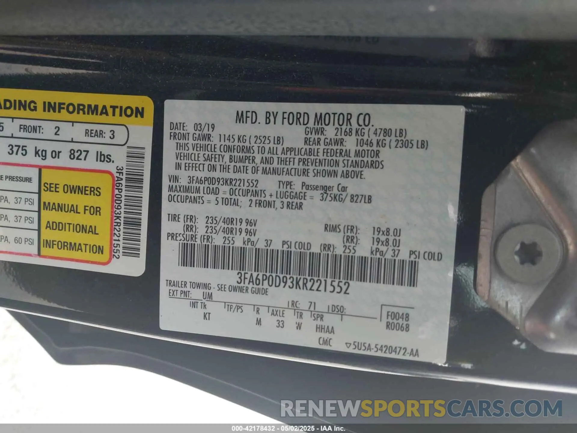 9 Photograph of a damaged car 3FA6P0D93KR221552 FORD FUSION 2019