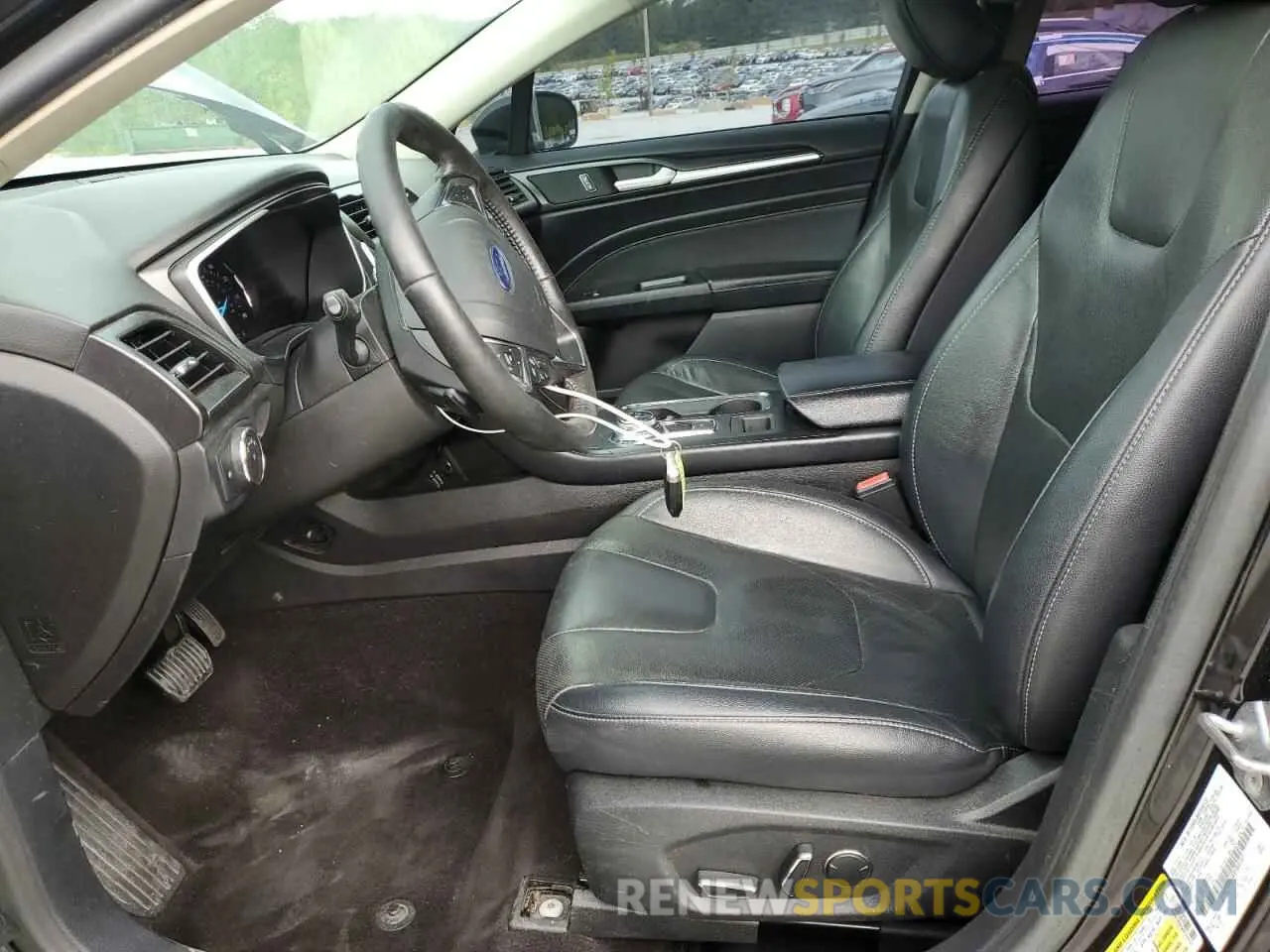 7 Photograph of a damaged car 3FA6P0D95KR184147 FORD FUSION 2019