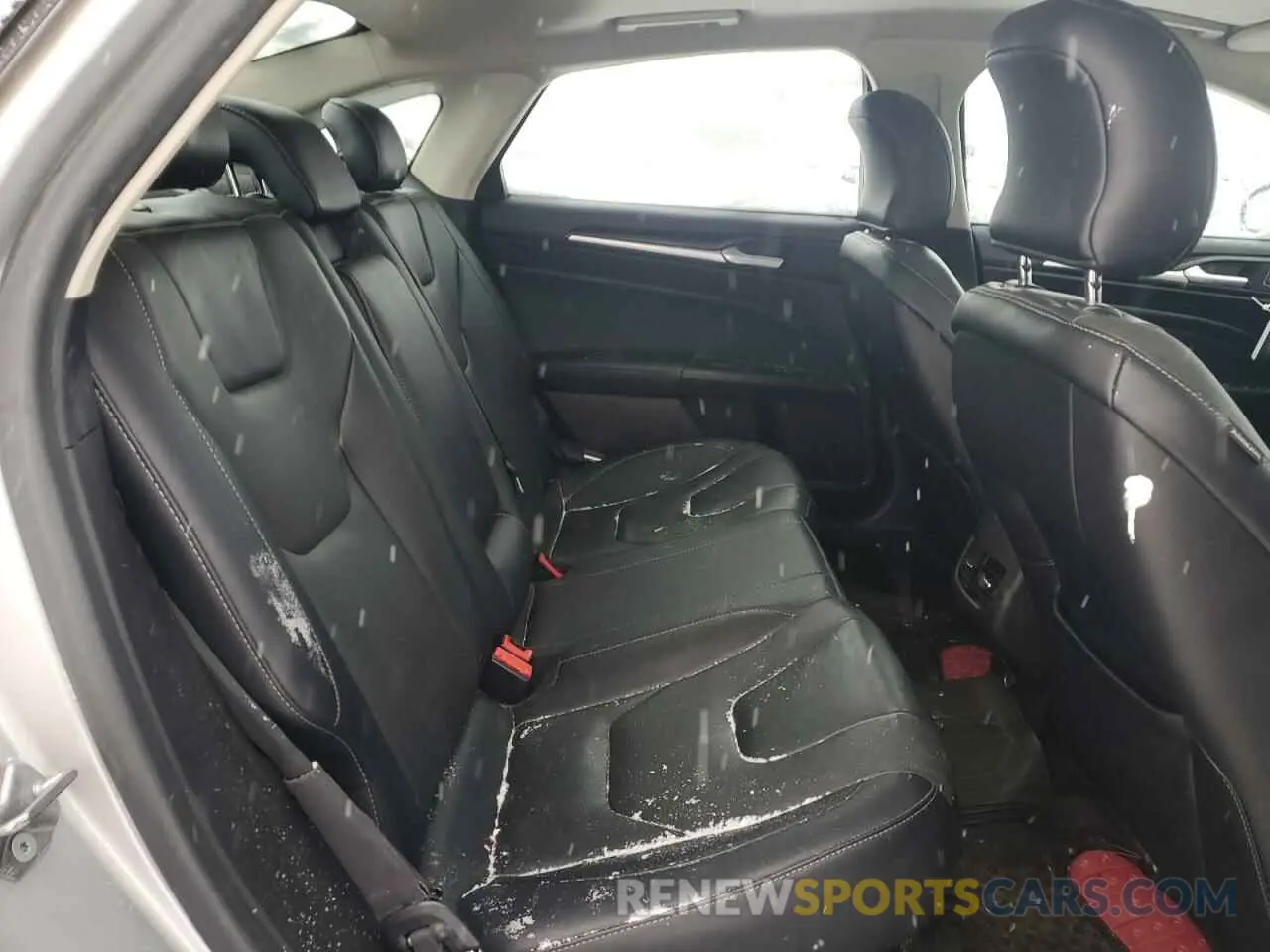 10 Photograph of a damaged car 3FA6P0D95KR263544 FORD FUSION 2019