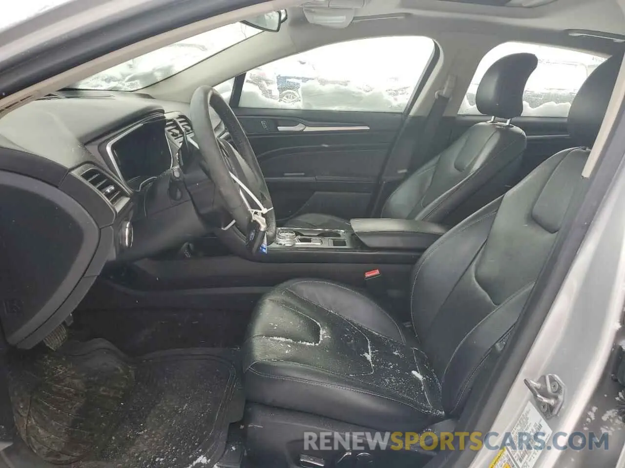 7 Photograph of a damaged car 3FA6P0D95KR263544 FORD FUSION 2019
