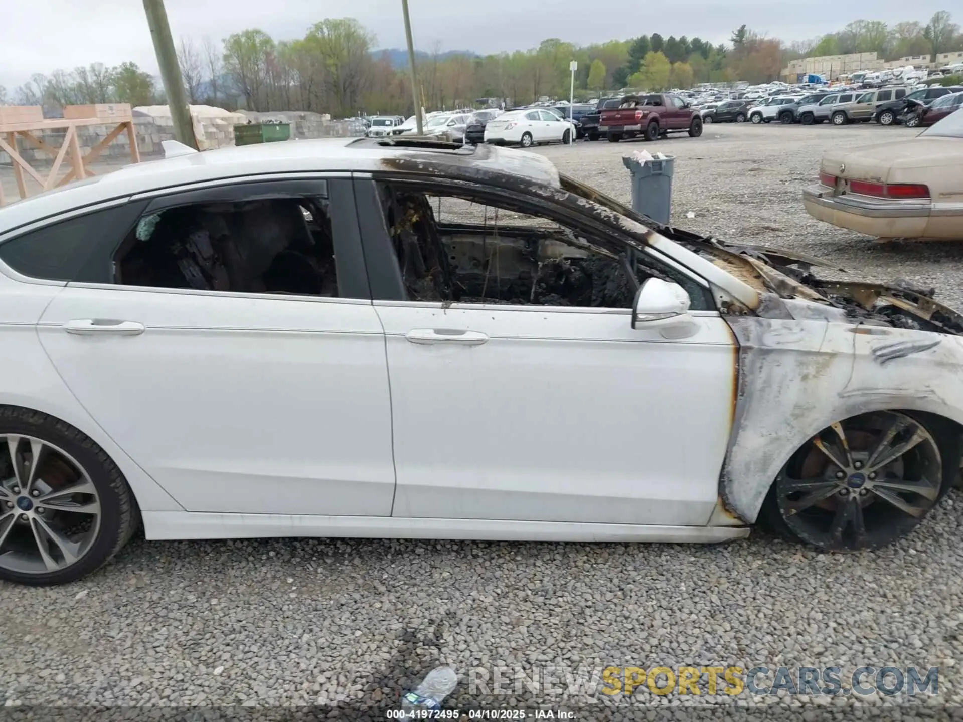 12 Photograph of a damaged car 3FA6P0D96KR120196 FORD FUSION 2019
