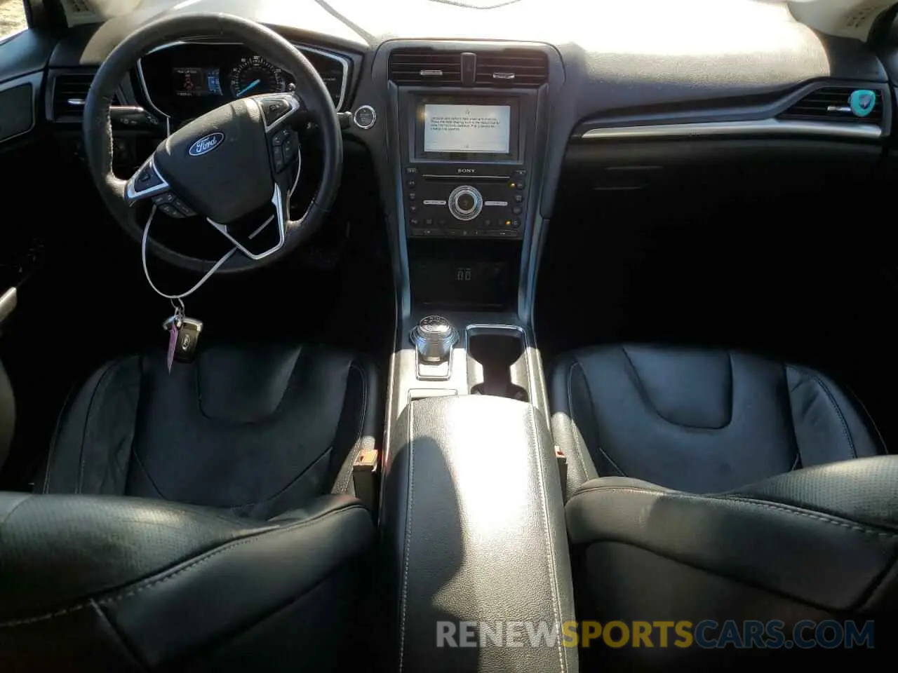 8 Photograph of a damaged car 3FA6P0D96KR187221 FORD FUSION 2019